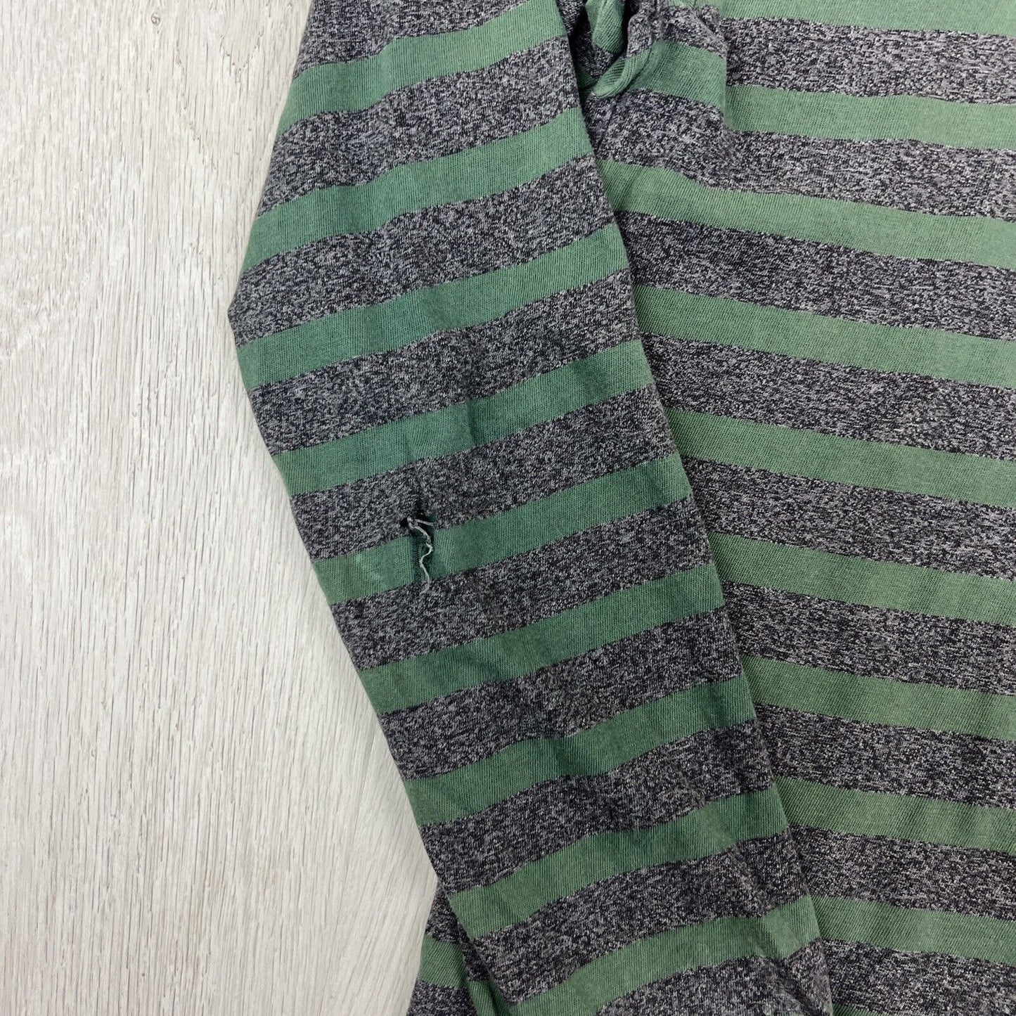 Carhartt Mens Striped Long Sleeve T-Shirt Size Medium