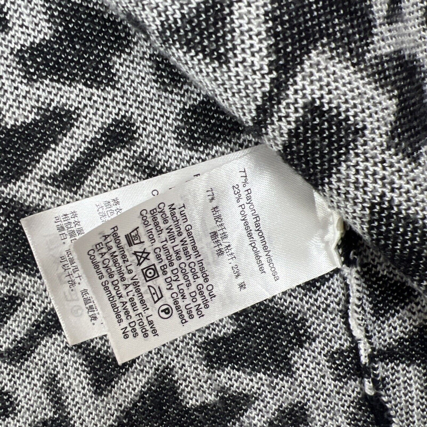DKNY Womens Knitted Cardigan /Sweater Size Medium (read desc)
