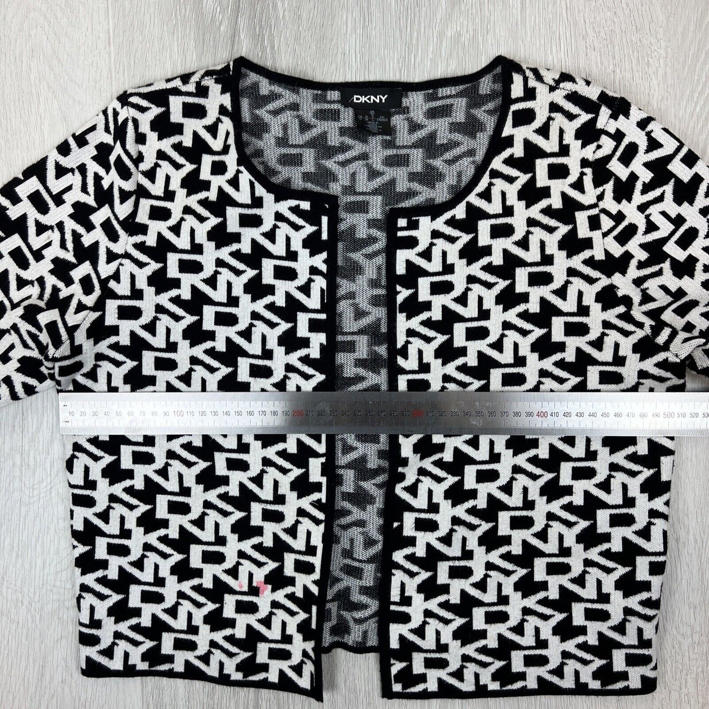 DKNY Womens Knitted Cardigan /Sweater Size Medium (read desc)