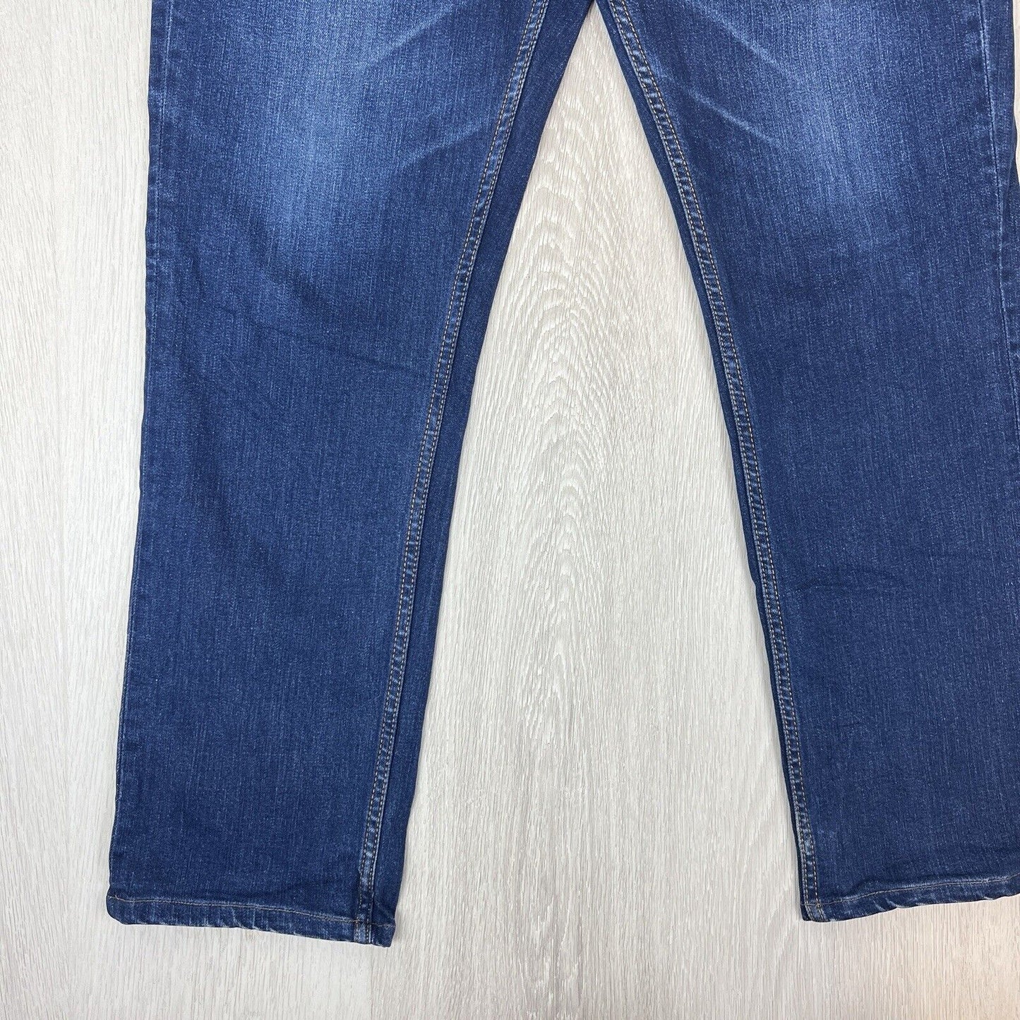 Gazman Mens Straight Stretch Denim Jeans Size 34