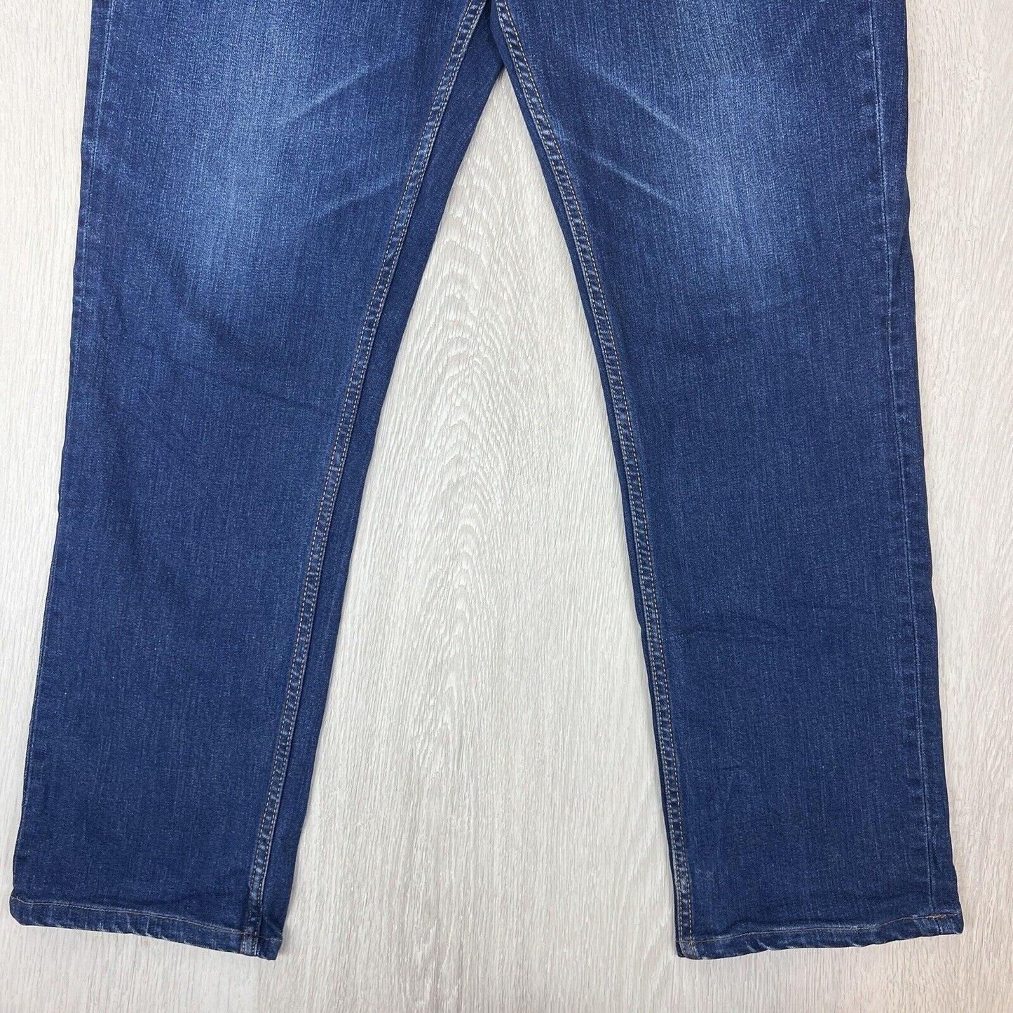 Gazman Mens Straight Stretch Denim Jeans Size 34