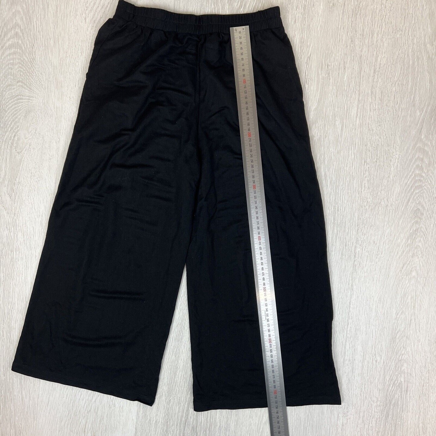 Cardina Womens Black Culottes Shorts Size Medium