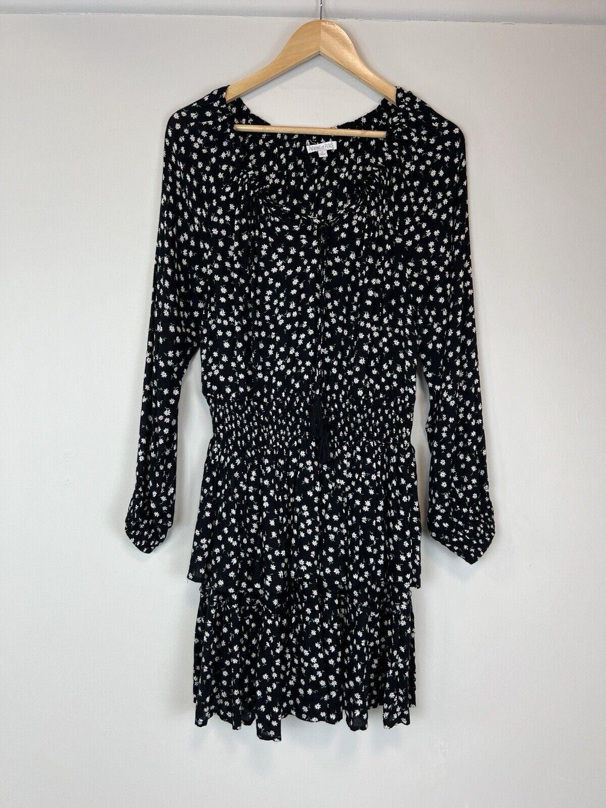 Patrons of Peace Womens Black Gypsy Floral Boho Dress size Medium Black