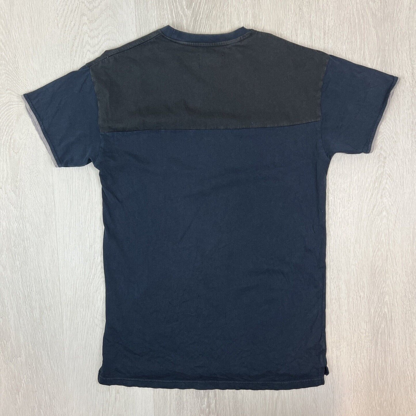 Billabong Men’s T-Shirt Size Small