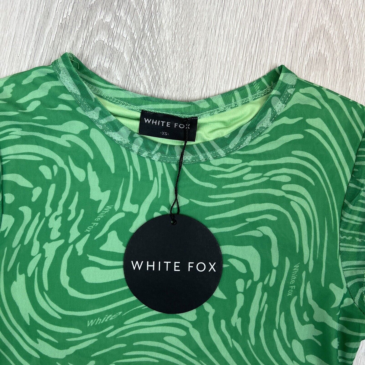 White Fox Womens Answer My Calls Green Swirl Crop Top Size XS (New)