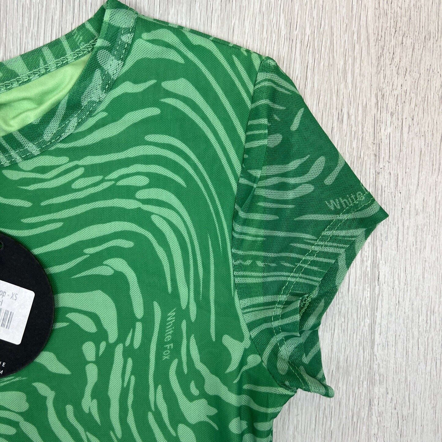 White Fox Womens Answer My Calls Green Swirl Crop Top Size XS (New)