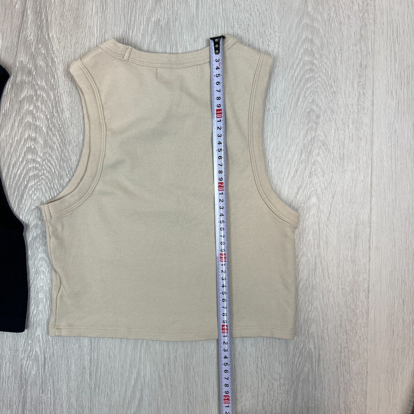 Supre Womens Cropped Tank Top Size Medium (2 Tops)