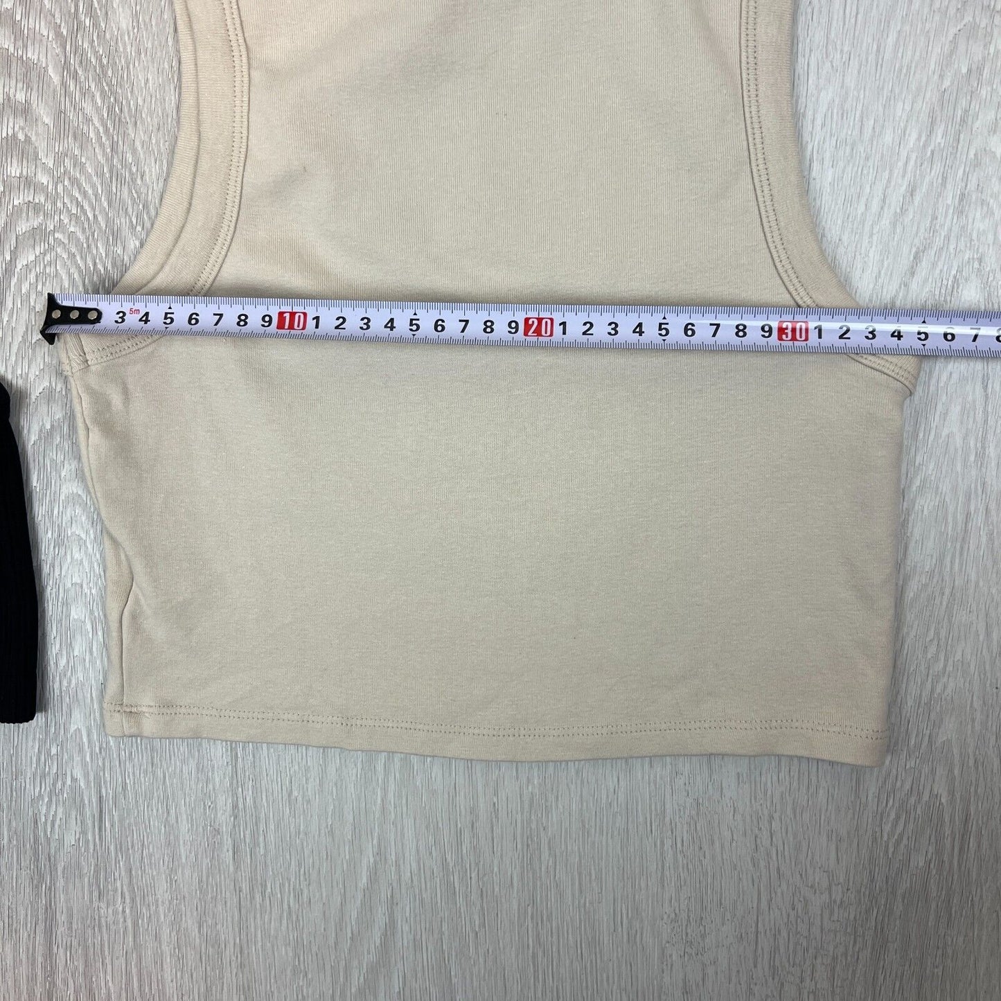 Supre Womens Cropped Tank Top Size Medium (2 Tops)