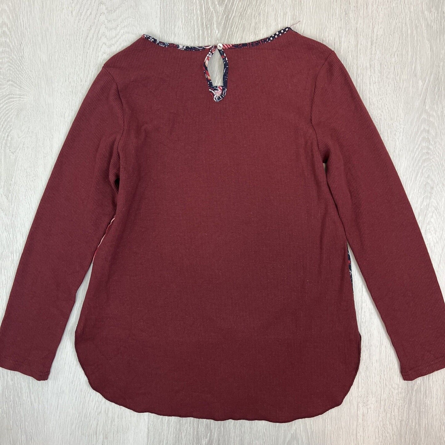 Weekend by Suzanne Betro Womens Red Top Size Medium