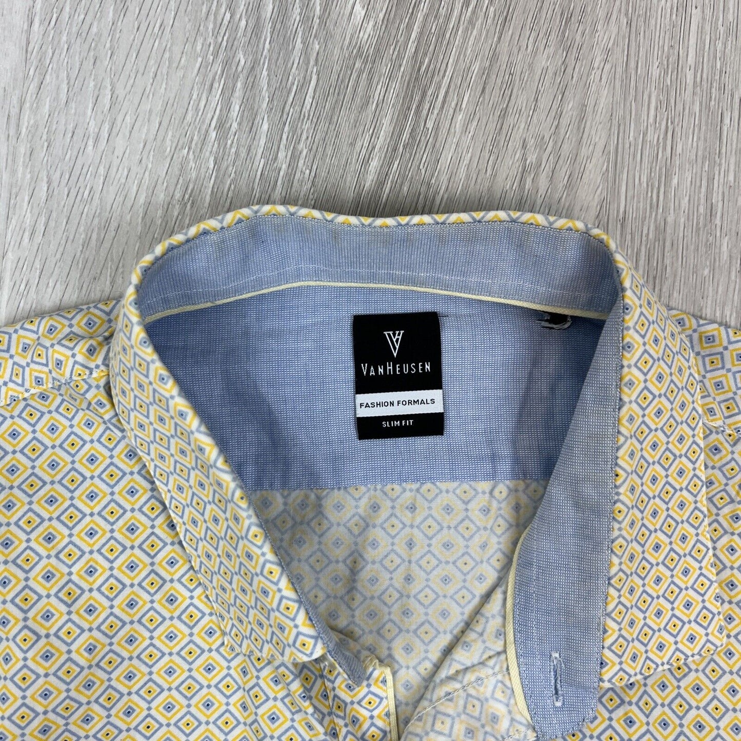Van Heusen Slim Fit Mens Yellow Long Sleeve Button Up Shirt Size 42