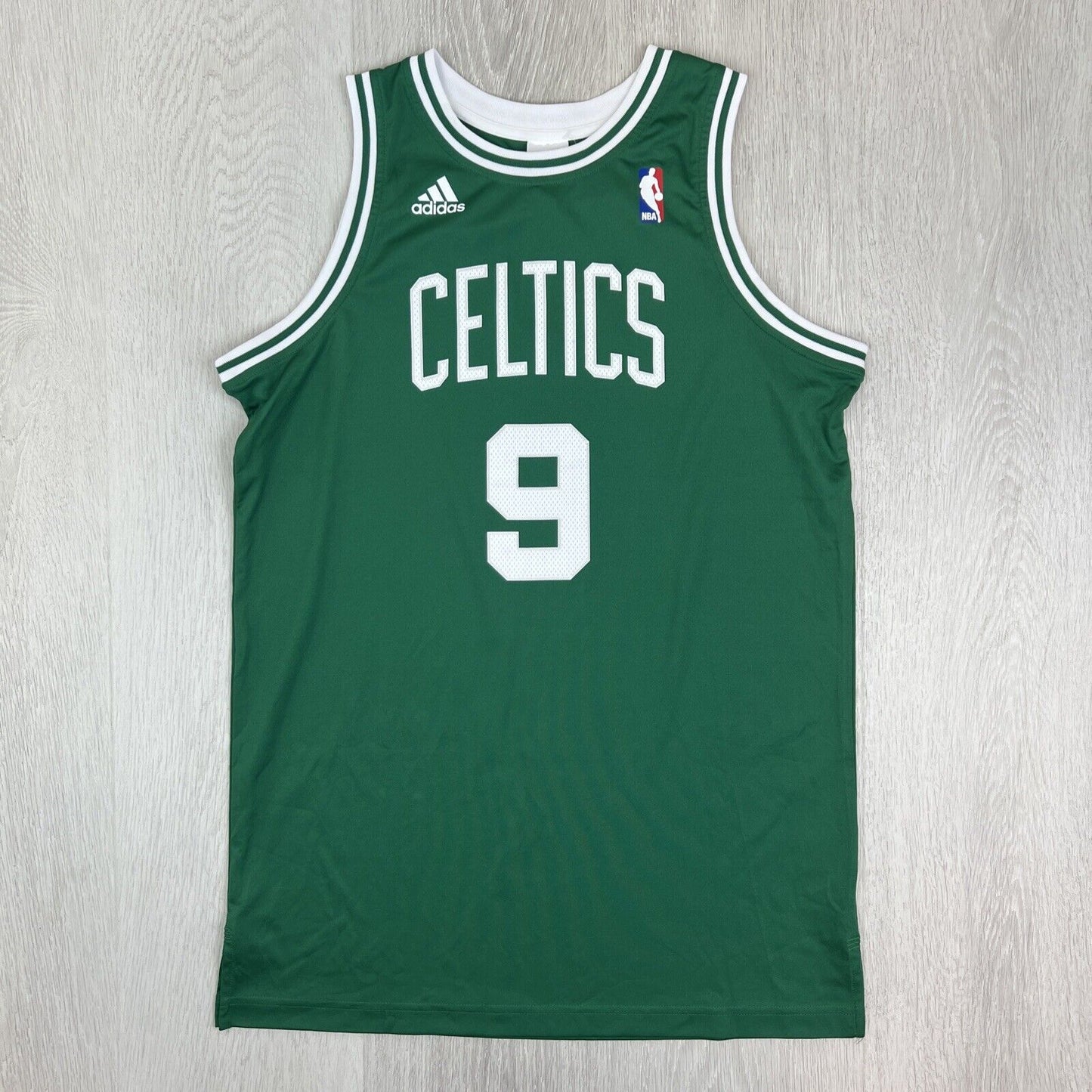 adidas Boys Basketball Jersey & Shorts Uniform NBA Boston Celtics Size 16 Years