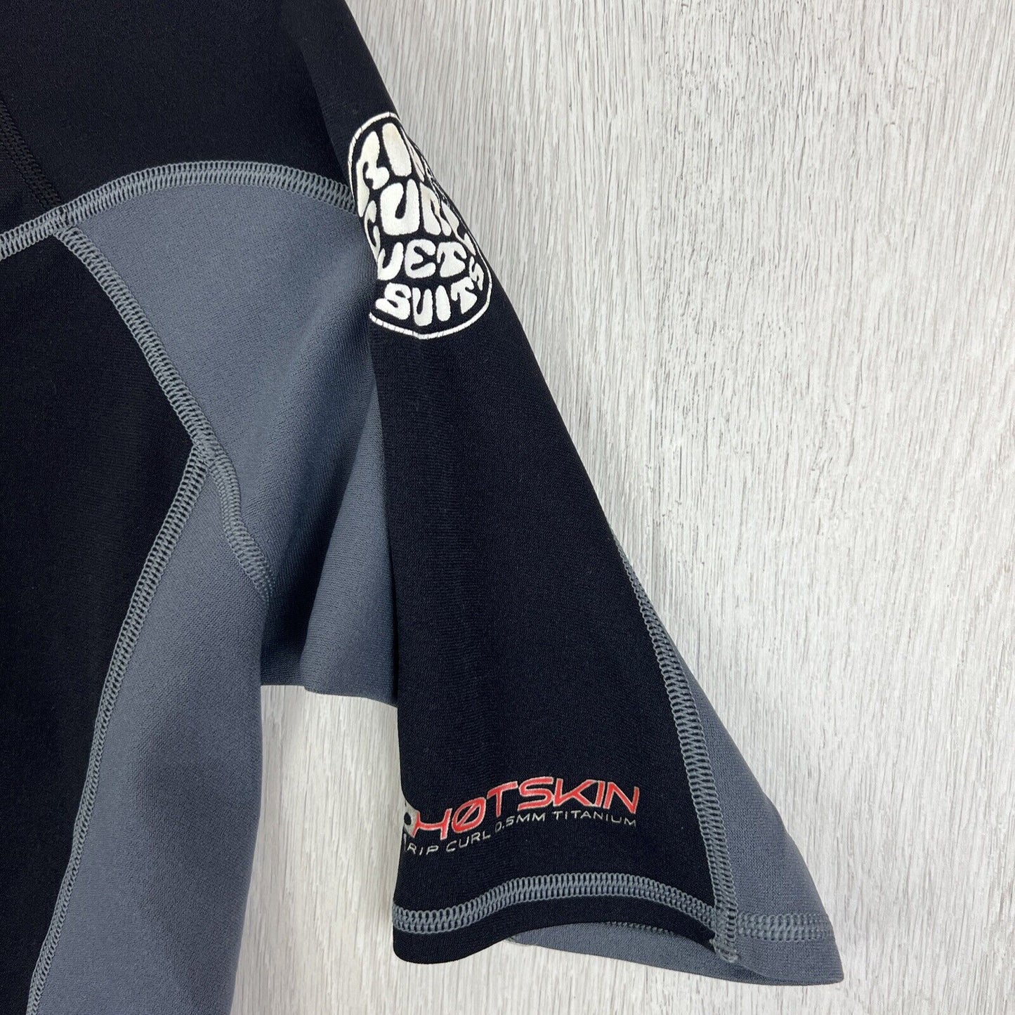 Ripcurl 0.5mm Titanium Hotskin Wetsuit Top Wetsuit Shirt Size Large