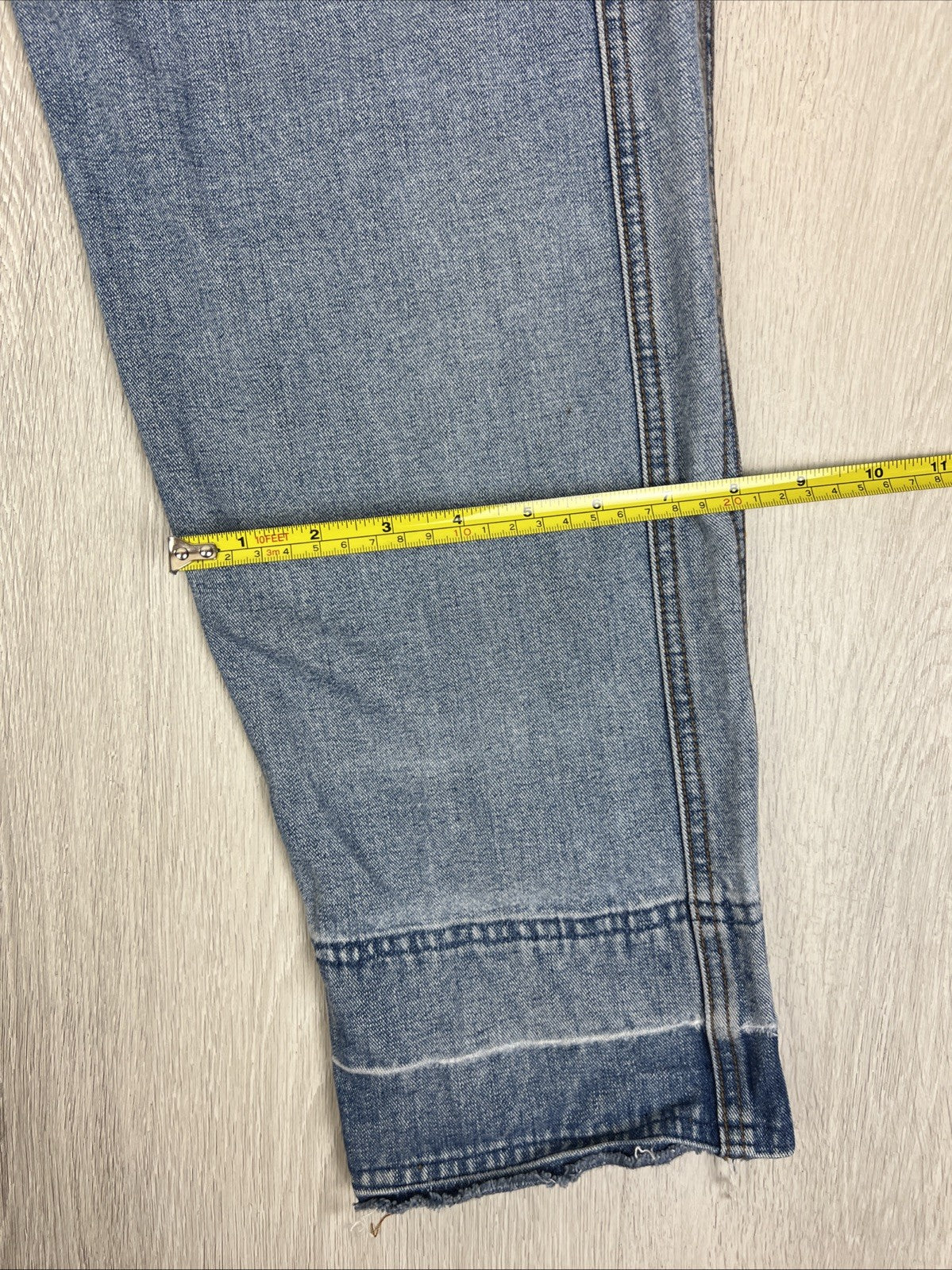 Levis Sport Jeans Womens Tapered Blue Denim Jeans Size 28 x 30