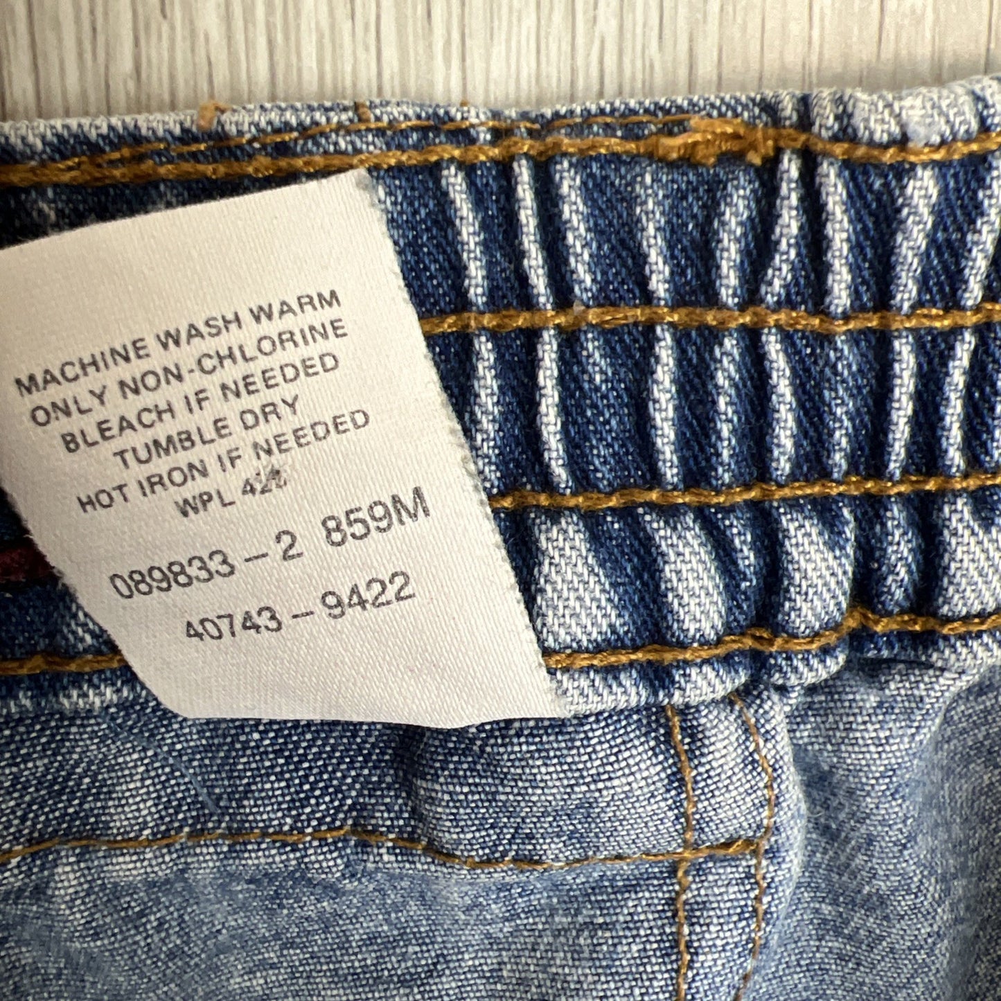 Levis Sport Jeans Womens Tapered Blue Denim Jeans Size 28 x 30