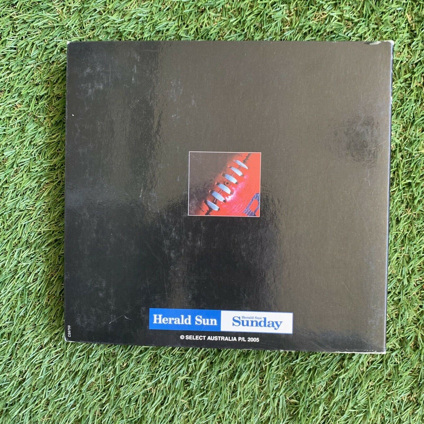 2005 Official AFL Collectors Album & Heaps of Cards (150+ Cards) Aussie Rules