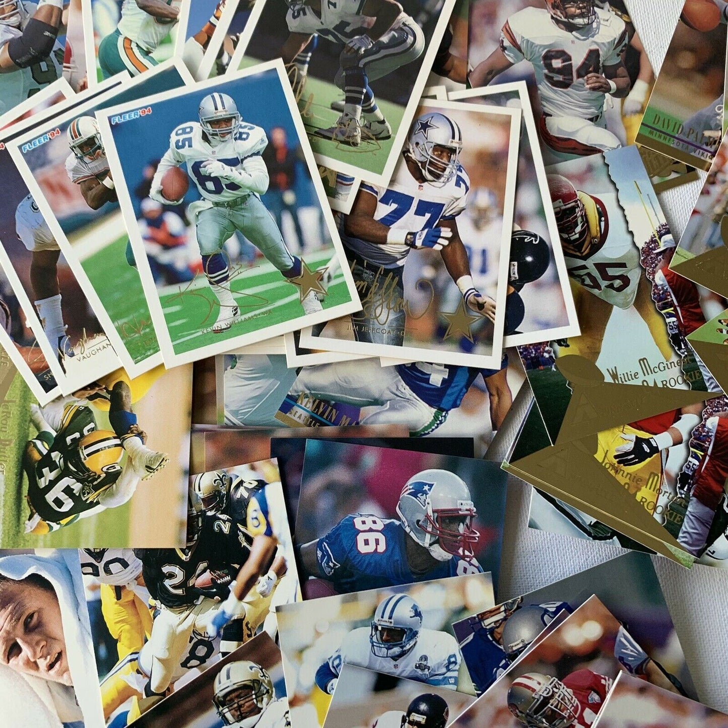 50+ NFL Fleer Cards 1994 In Good Condition
