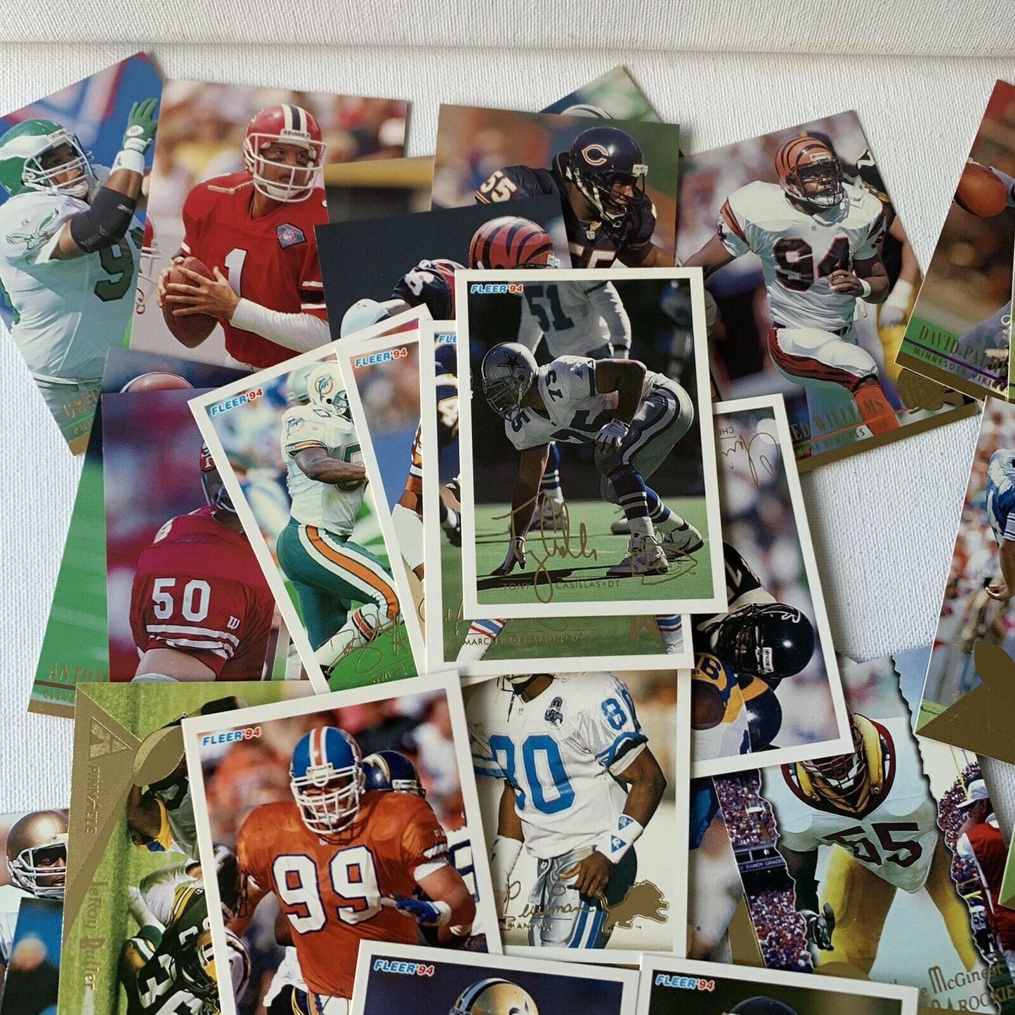 50+ NFL Fleer Cards 1994 In Good Condition