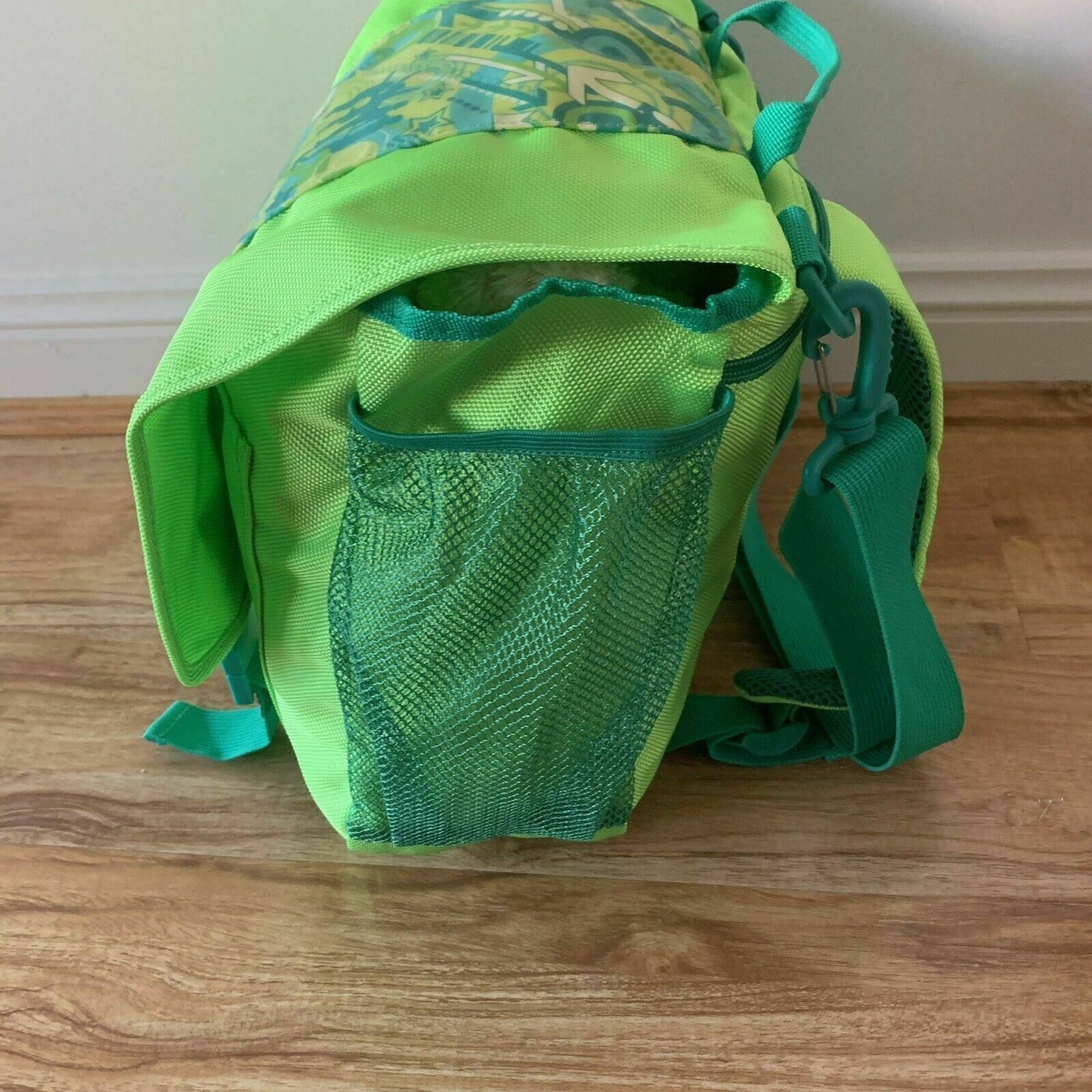 Tupperware Convertible Green Bag Satchel Converts to a Backpack