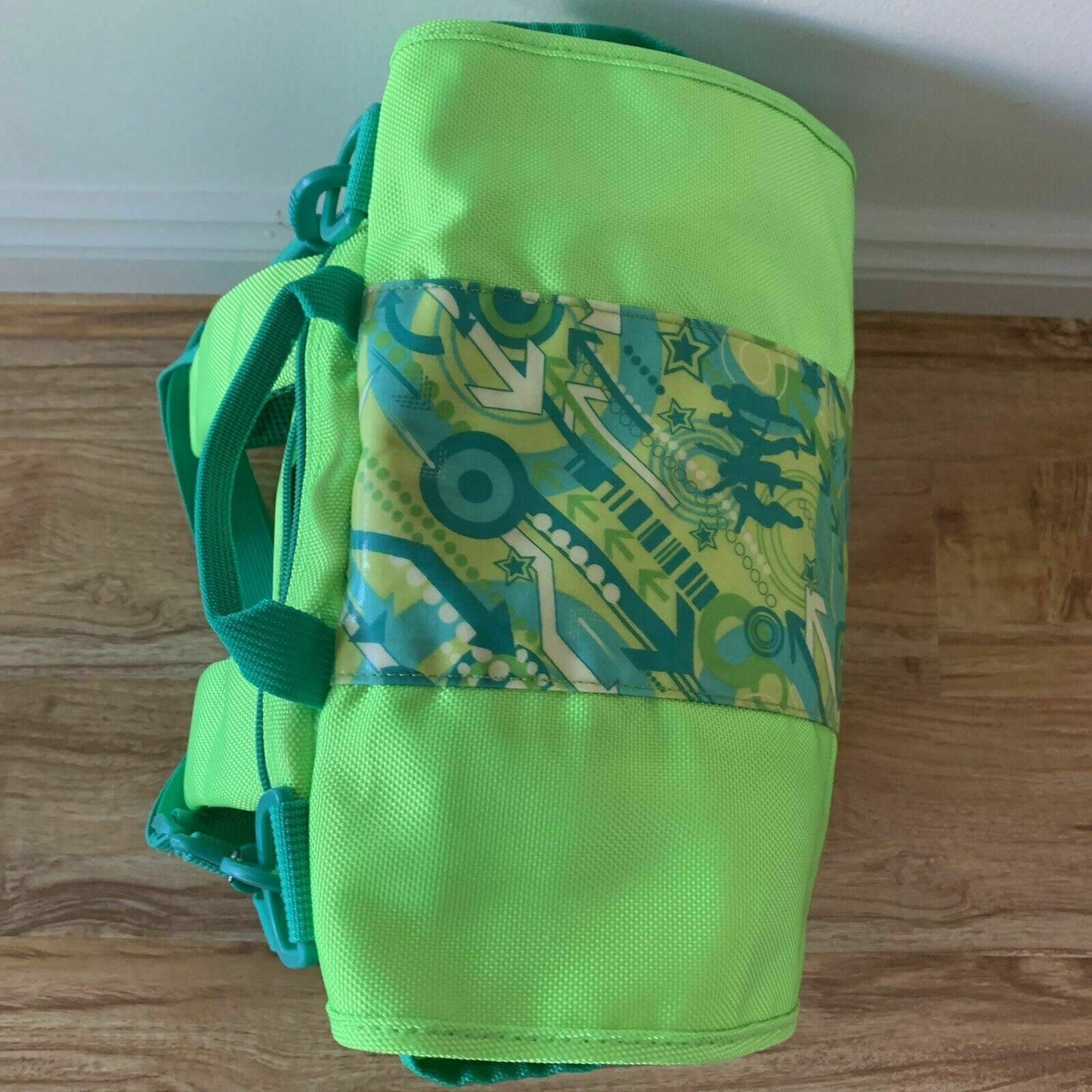 Tupperware Convertible Green Bag Satchel Converts to a Backpack