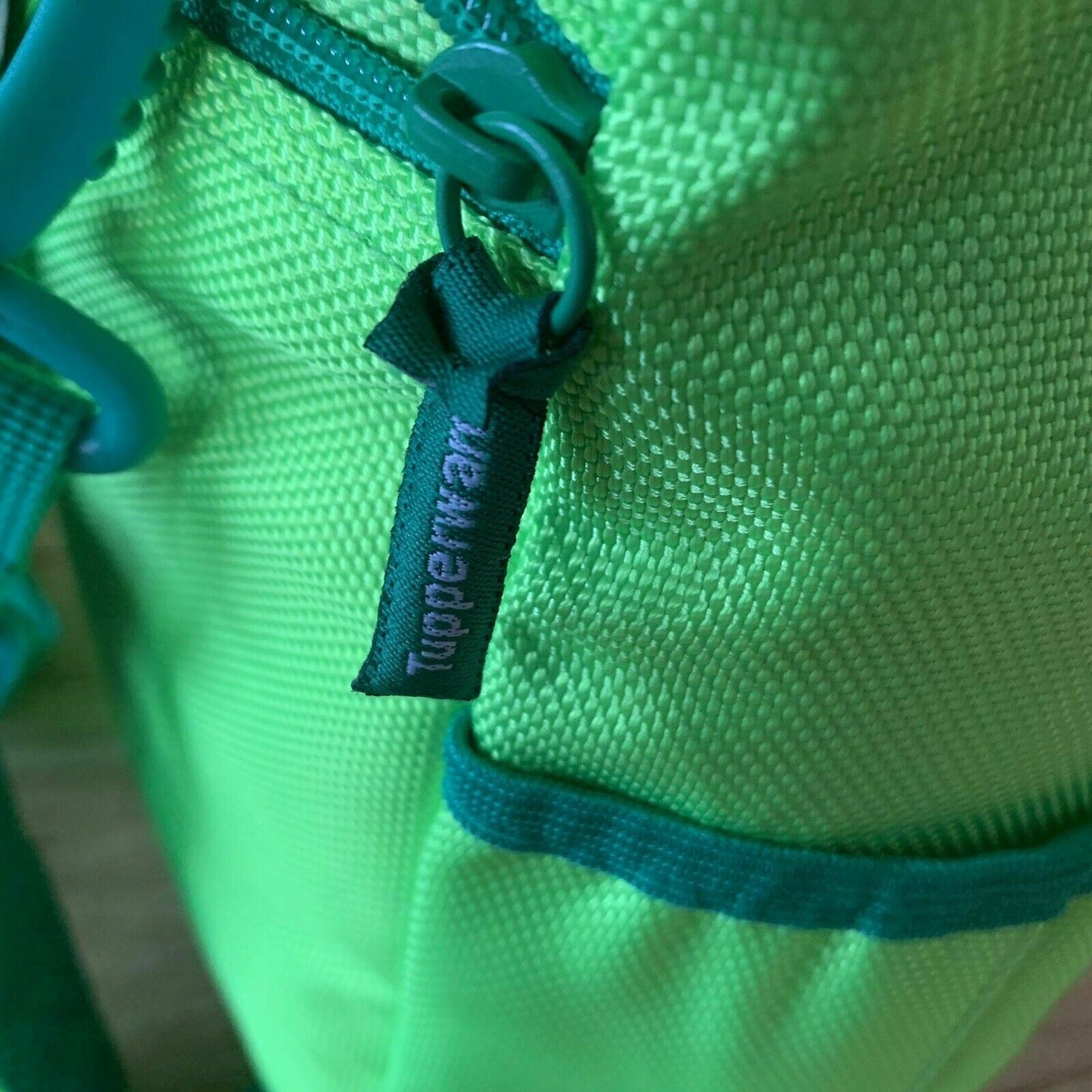 Tupperware Convertible Green Bag Satchel Converts to a Backpack
