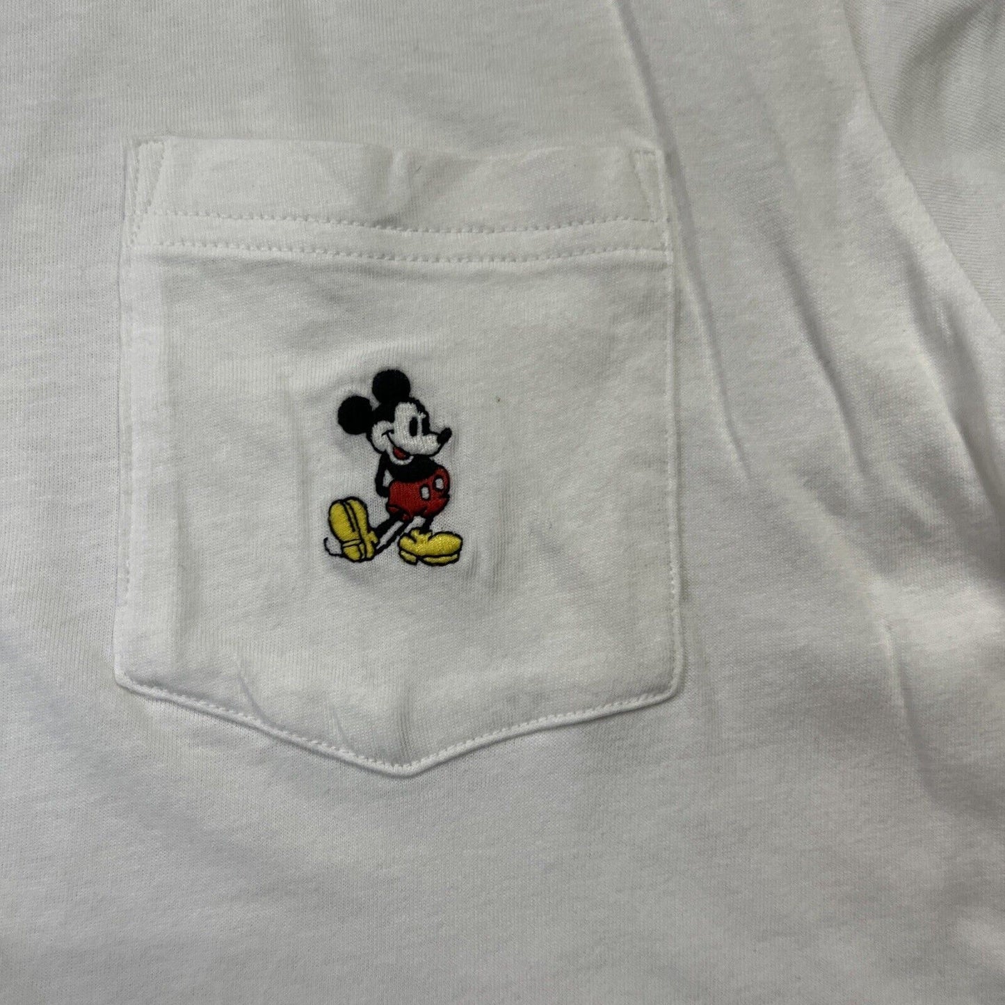 Uniqlo x Disney Unisex White T-Shirt Size Medium Mickey Mouse Pocket Embroidered