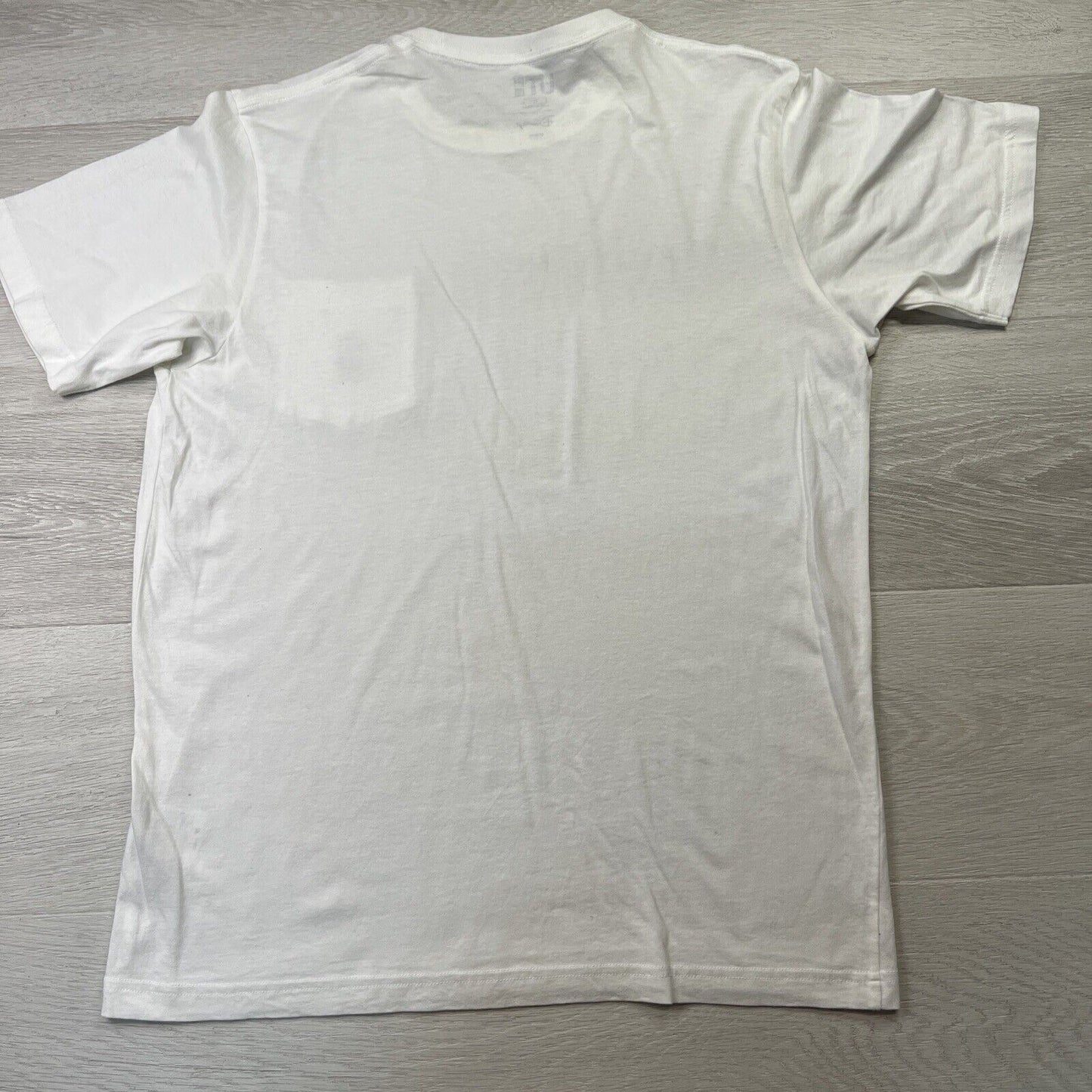 Uniqlo x Disney Unisex White T-Shirt Size Medium Mickey Mouse Pocket Embroidered