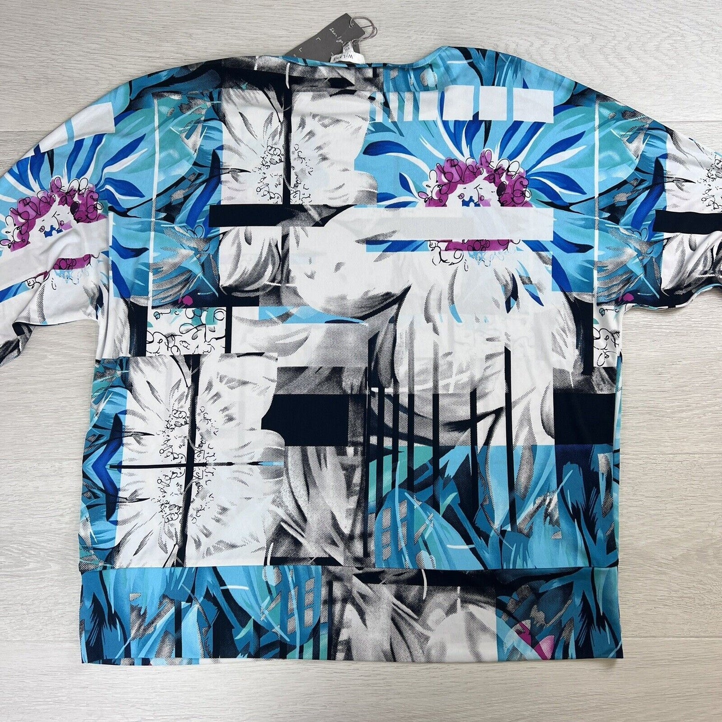 W. Lane Women's blouse Size XXL (New with tags)