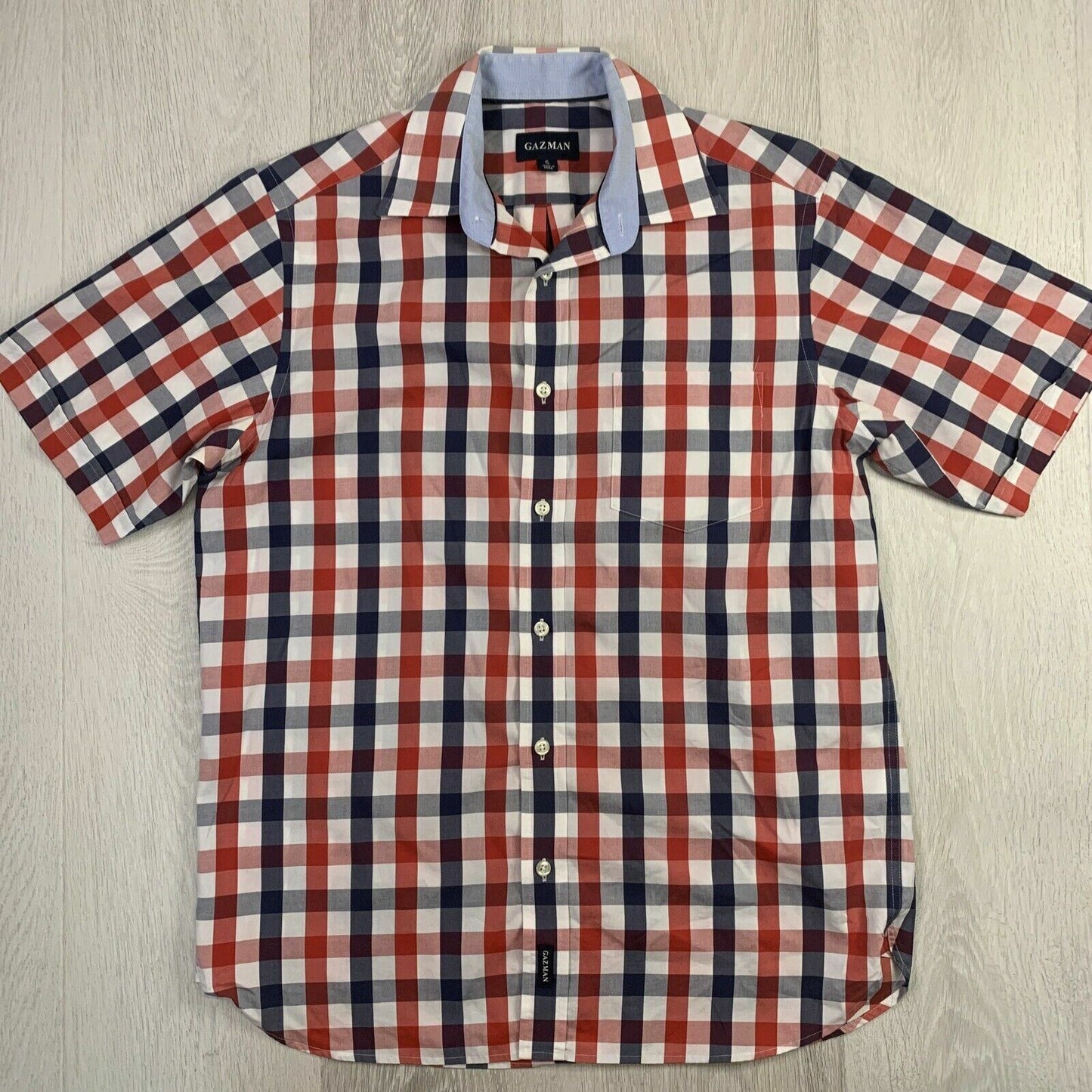 Gazman Mens Short Sleeve Button Up Shirt Size Small (measures closer to M/L)