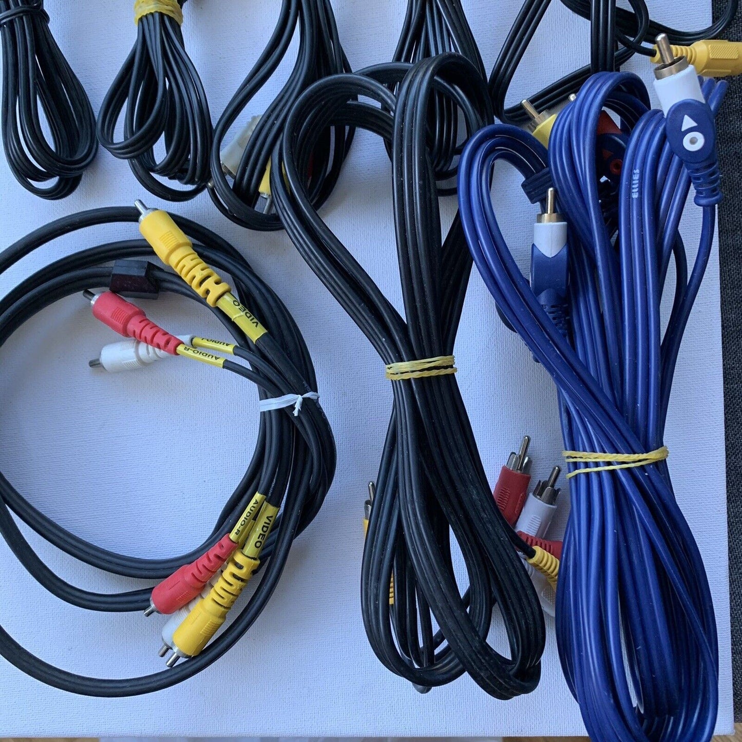 RCA AV Cables Male To Male TV Cables - x8 Cables