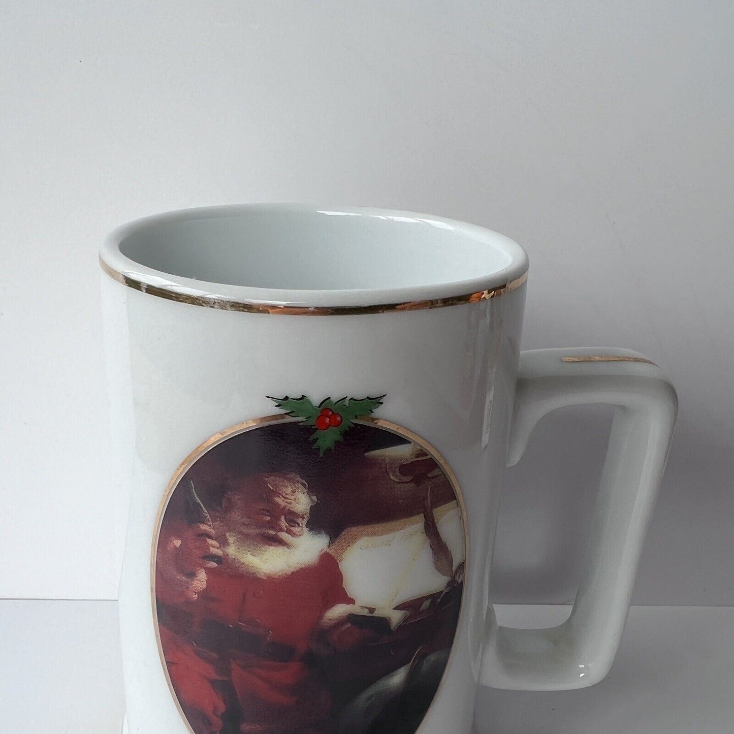 Coca-Cola white Christmas Mug 1996 “Good Boys & Girls”