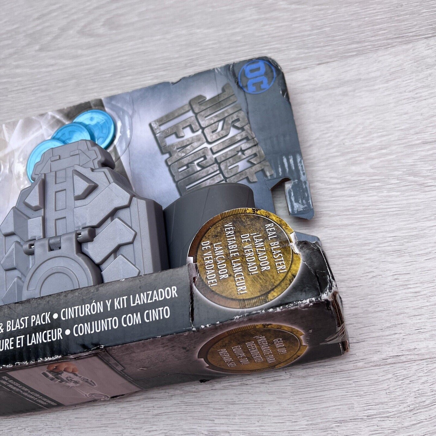 Mattel DC Justice League Cyborg Belt & Blast Pack (New)
