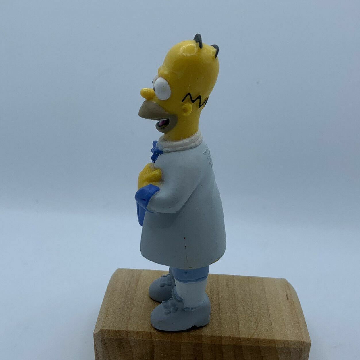 The Simpsons: Homer Simpsons - Opera Singer (2009) 20th Anniversary Collectable