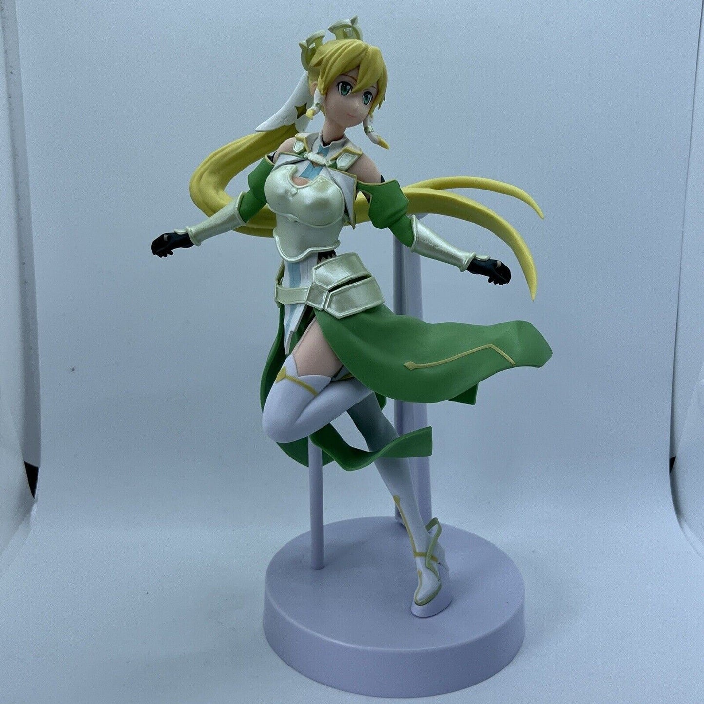 Sword Art Online: Alicization War Espresto Terraria Leafa (Dressy and Motions)