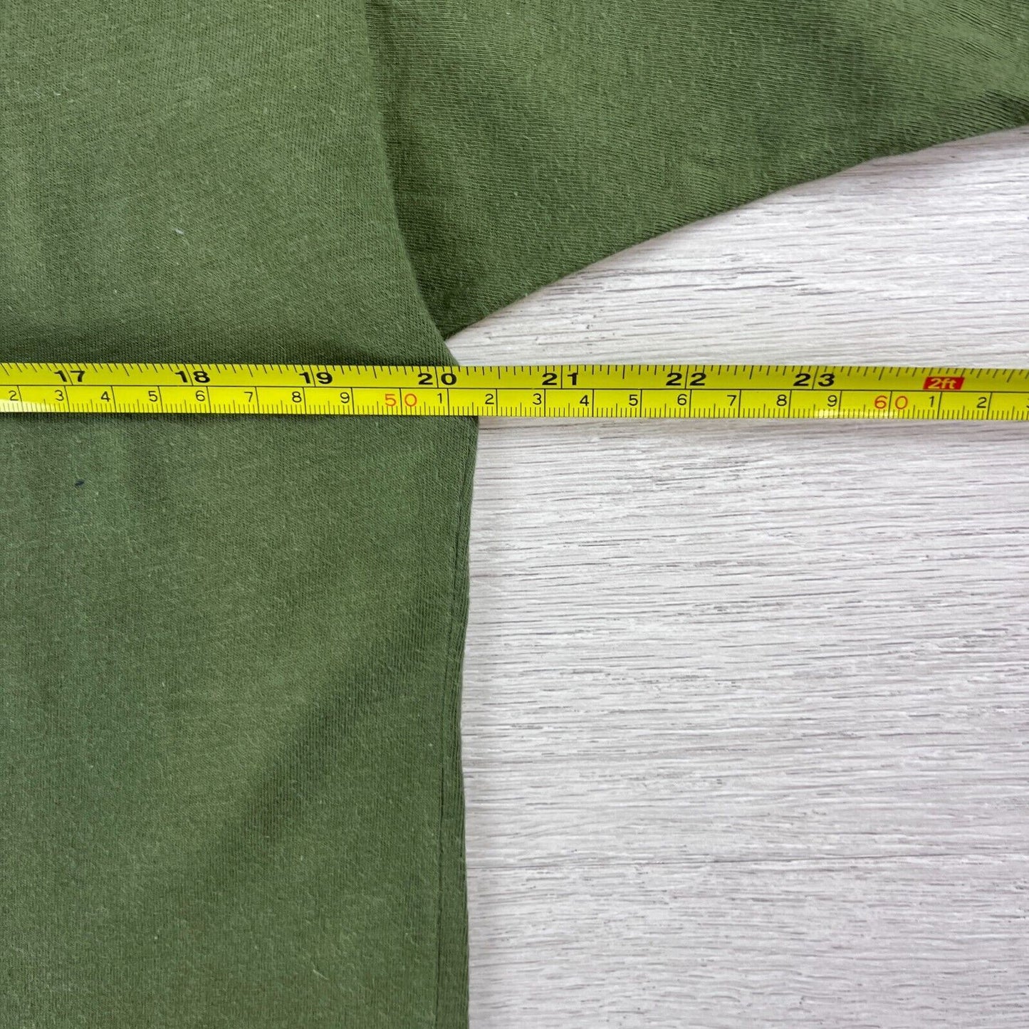 Mens Green Indiginous Inspired Embroidered T-Shirt Size Medium