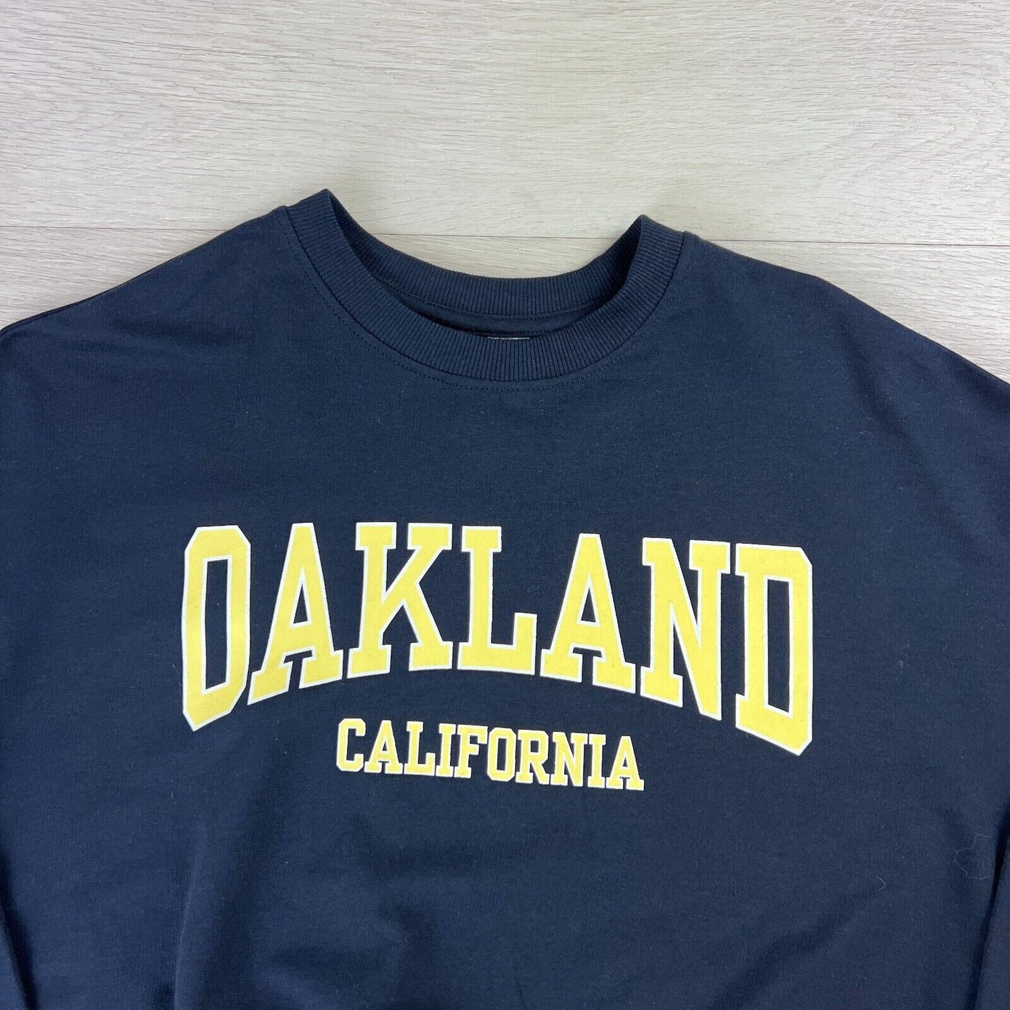 Divided Oakland California Womens Cropped Jumper Size Small