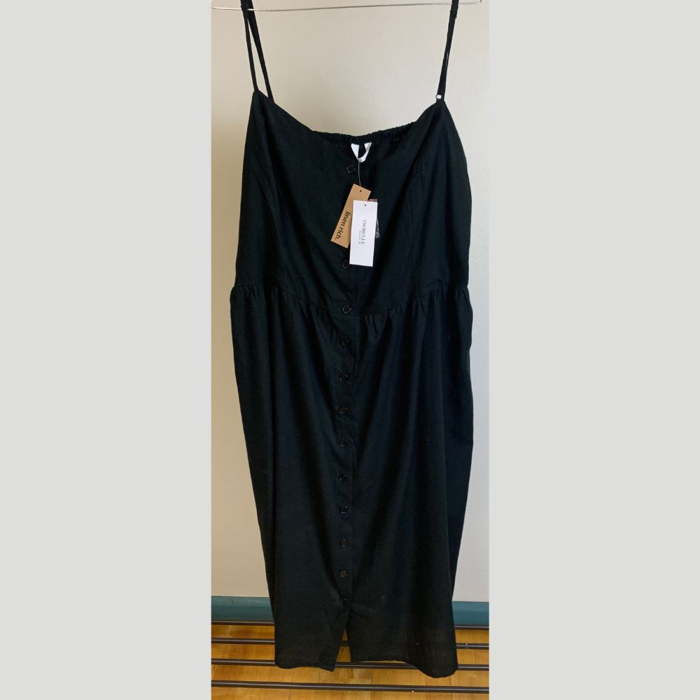Isobelle Black Linen Dress size 24 (New)