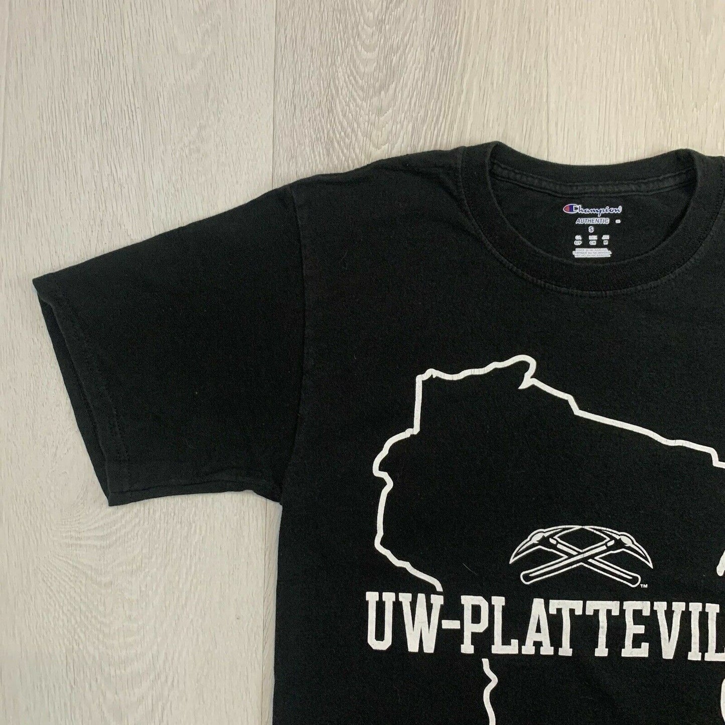 Champion University of Wisconsin-Platteville Mens Black T-Shirt Size Small