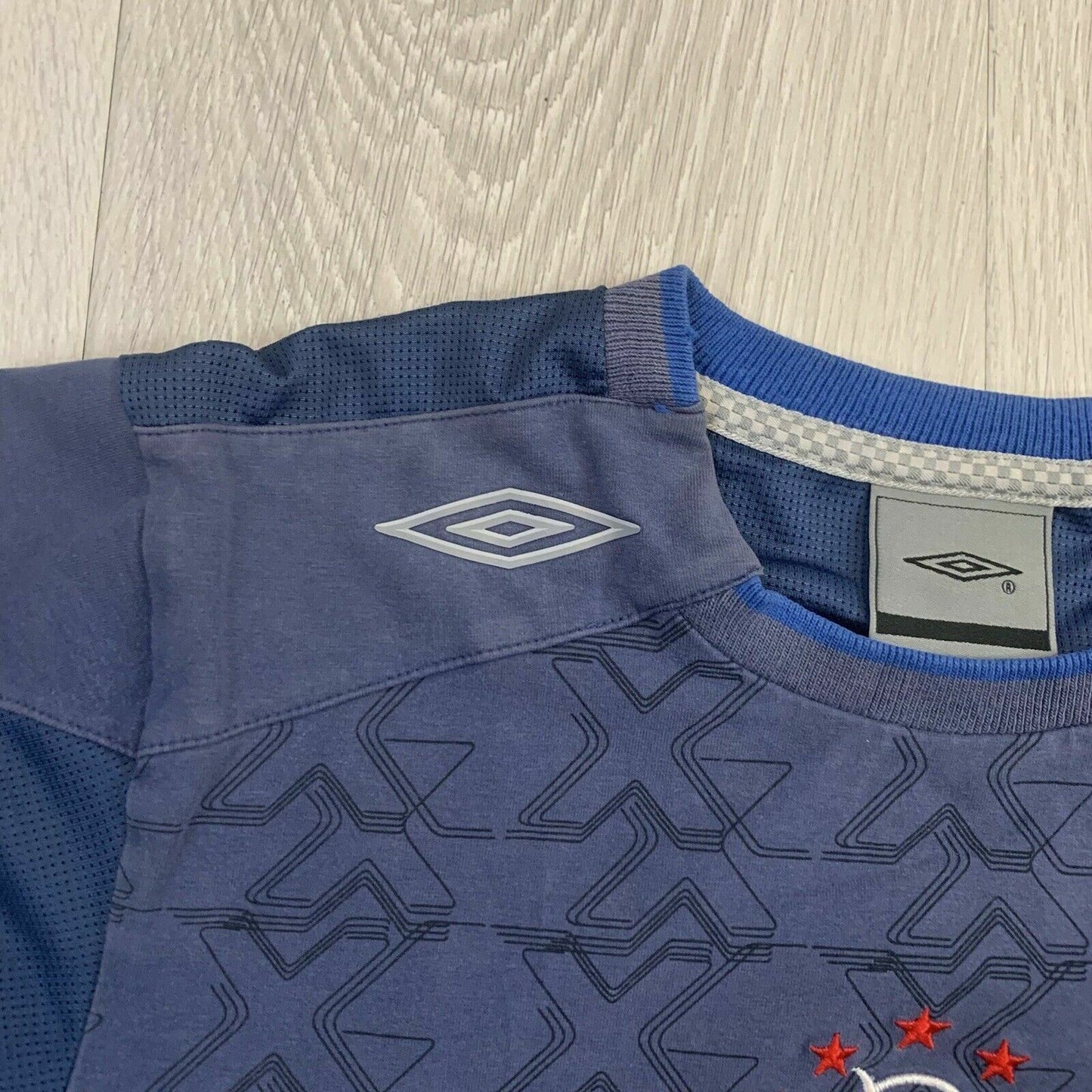 UMBRO Glasgow Rangers F.C Football YOUTH Soccer Jersey Size Medium (10-12 yrs)