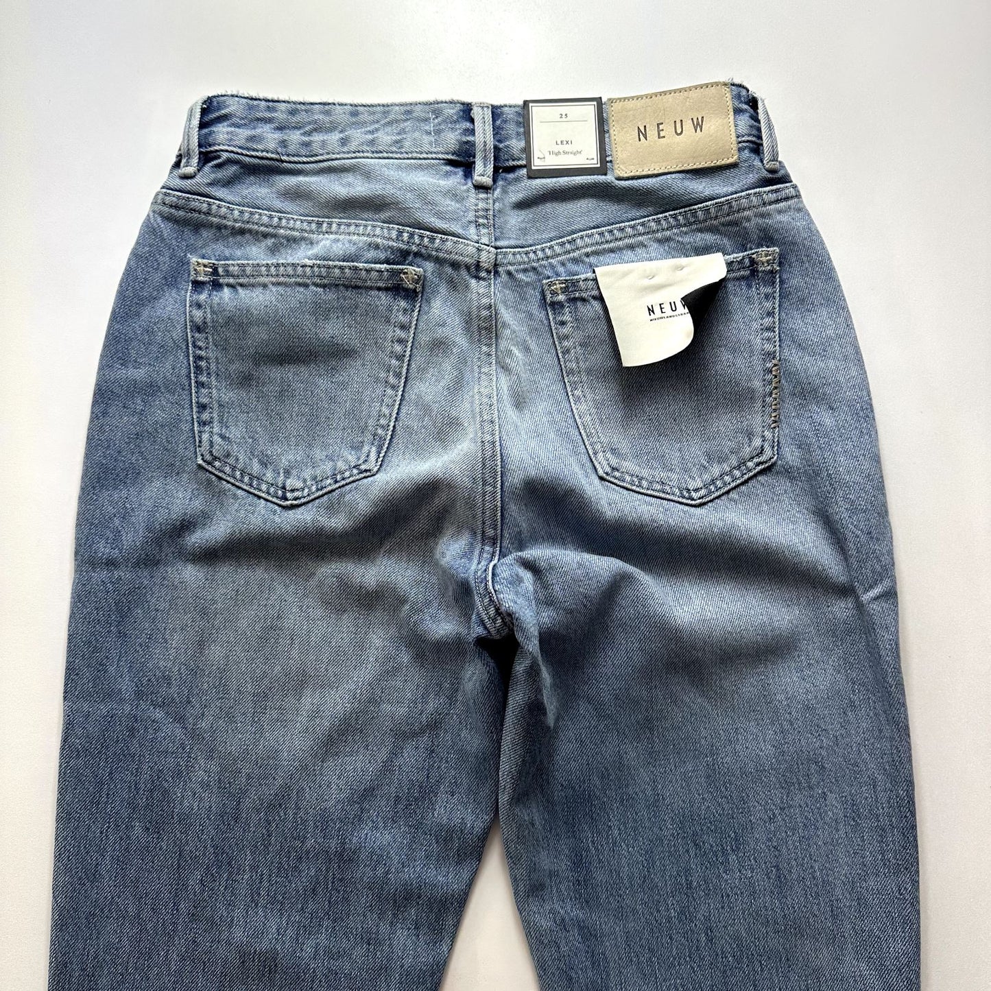 Neuw Lexi High Straight Womens Jeans Size 25 (New)