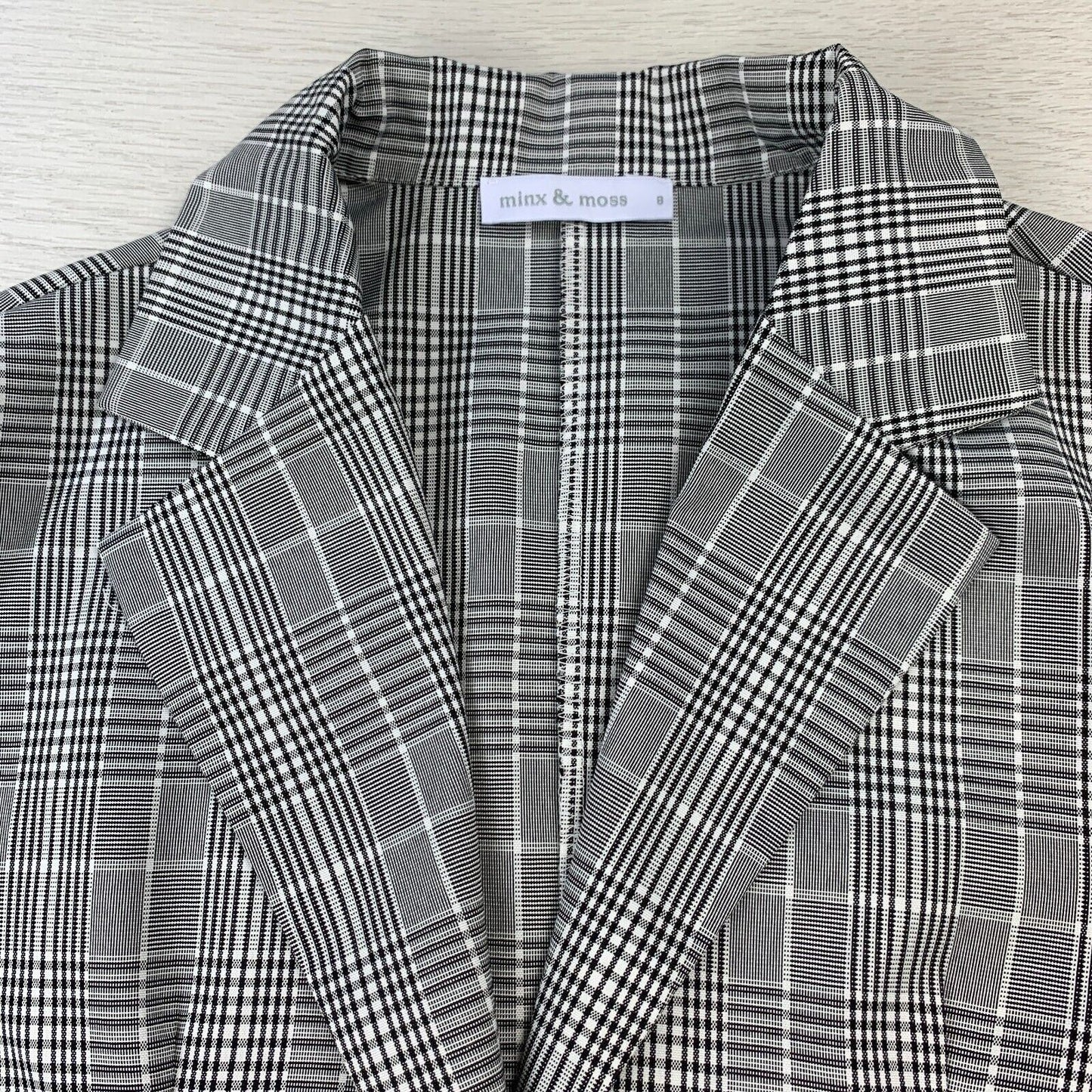 Minx & Moss Womens 2 Button Plaid Blazer Size 8