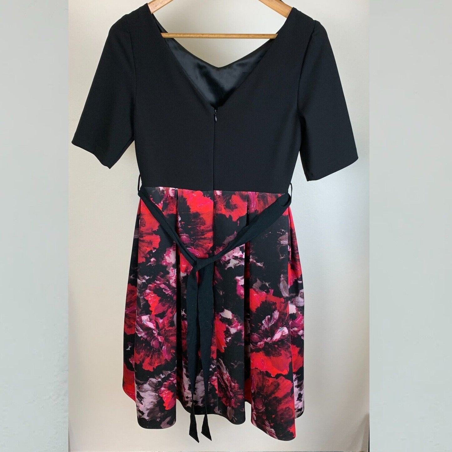 Anthea Crawford Womens Dress Size 8 (Like New)