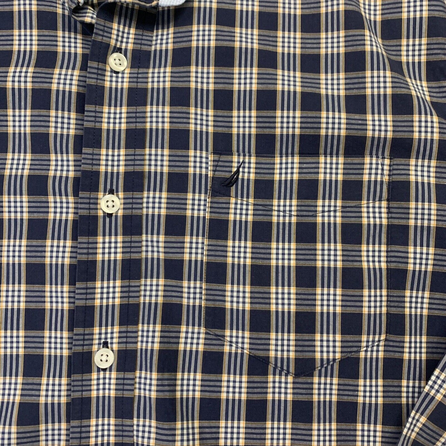 Nautica Mens Long Sleeve Button Up Shirt Size Large Plaid Design