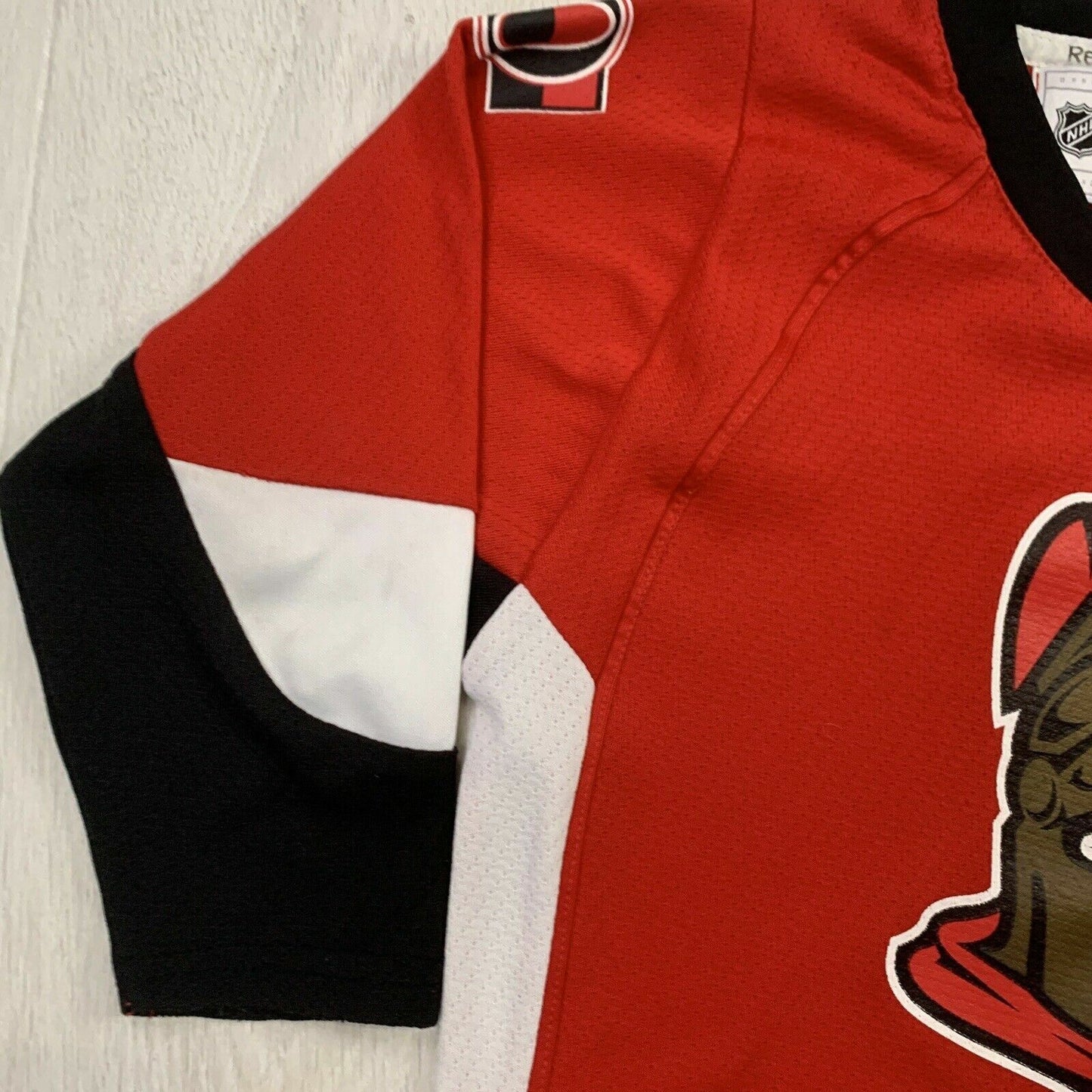 Reebok Ottawa Senators NHL Ice Hockey Jersey Kids Size 4-7 Years