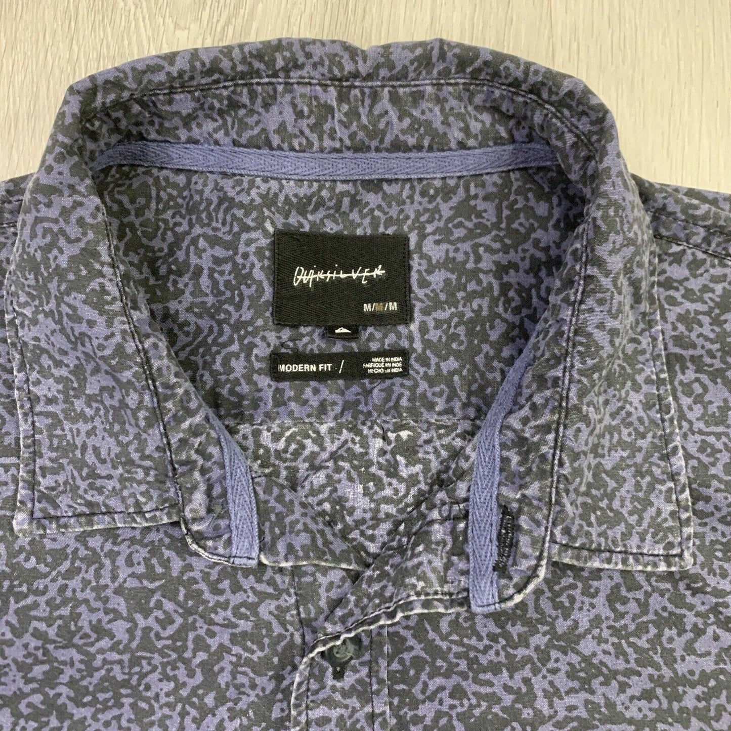 Quicksilver Mens Button Up Short Sleeve Party Shirt Size M
