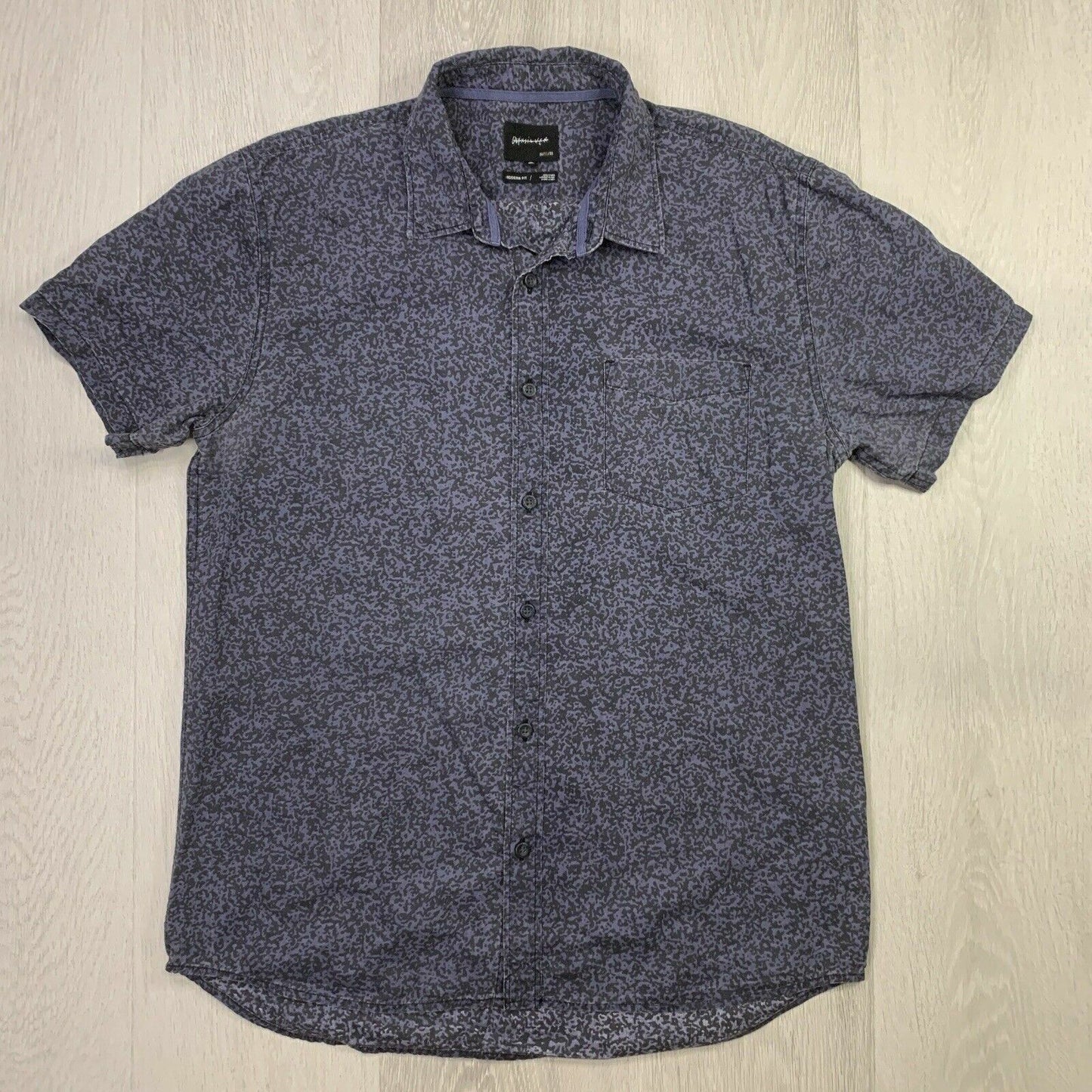 Quicksilver Mens Button Up Short Sleeve Party Shirt Size M