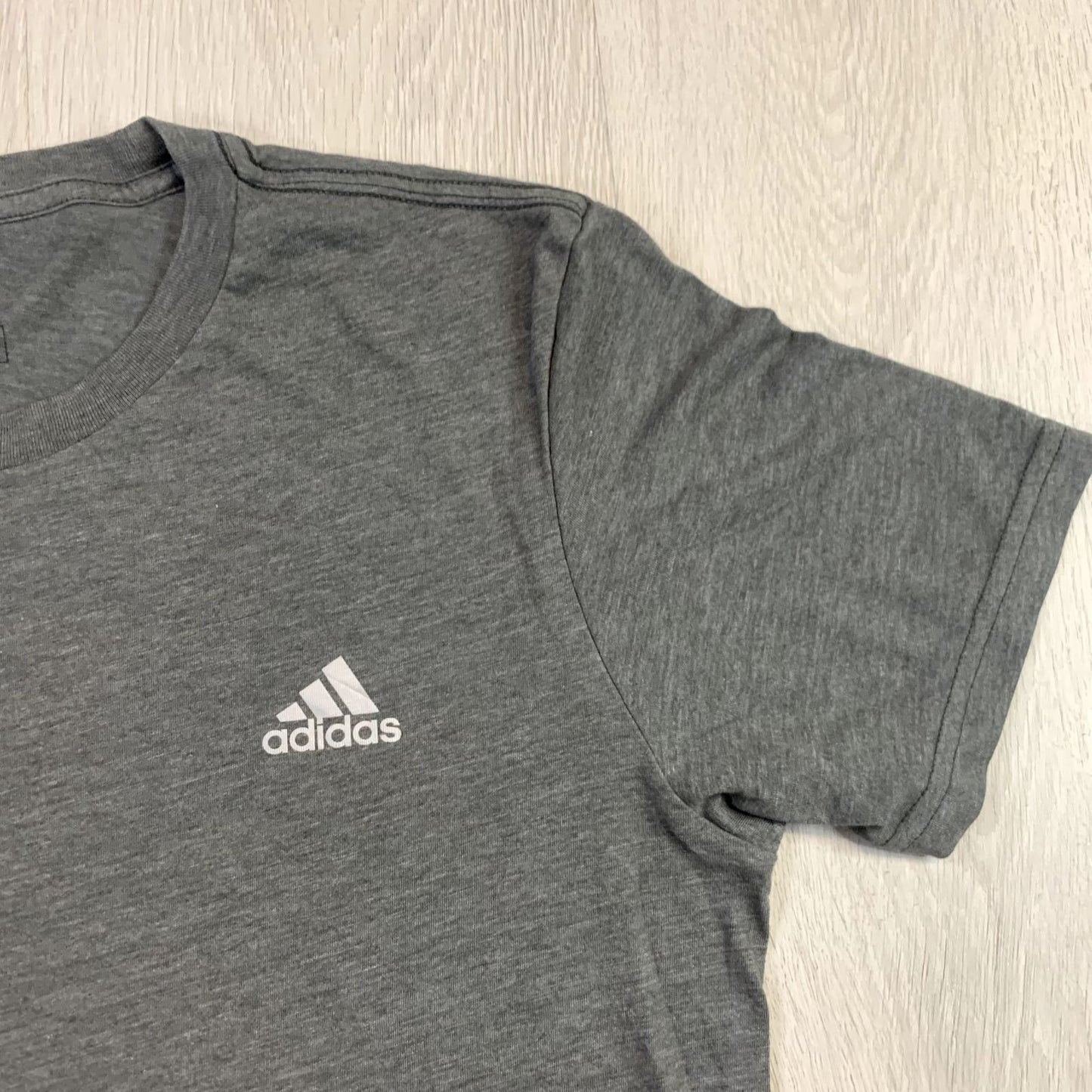 adidas Mens Grey Crew Neck T-Shirt Size Medium