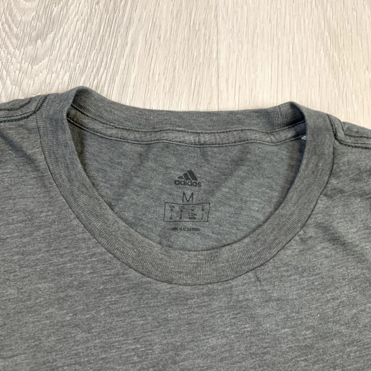 adidas Mens Grey Crew Neck T-Shirt Size Medium