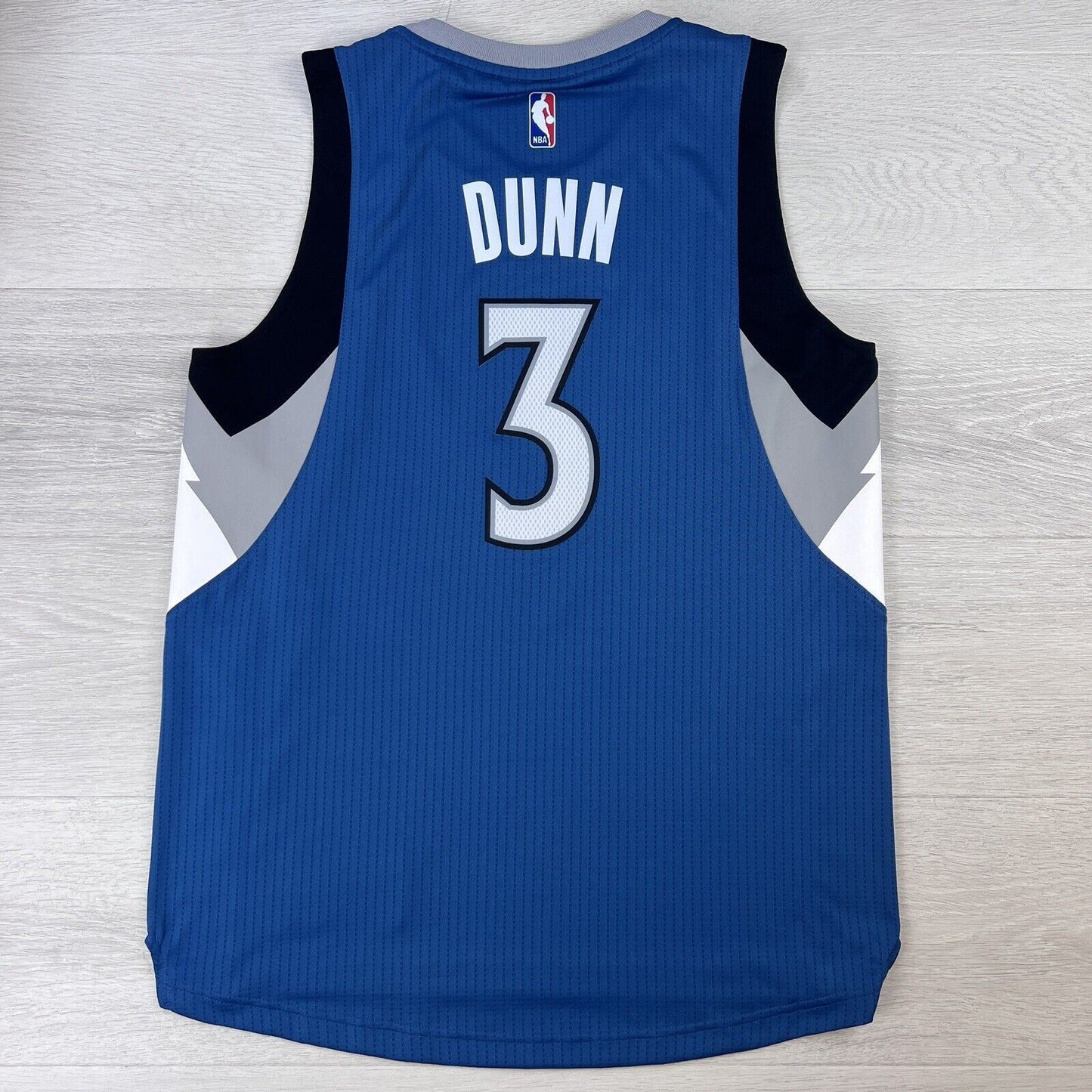 adidas Minnesota Timberwolves Mens Basketball Jersey Size M (New)