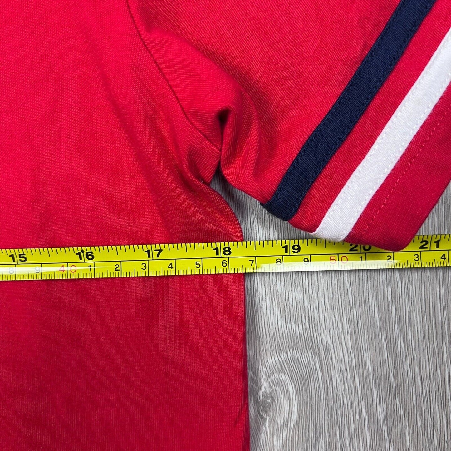 FILA Womens Red Croped T-Shirt Size XS/8