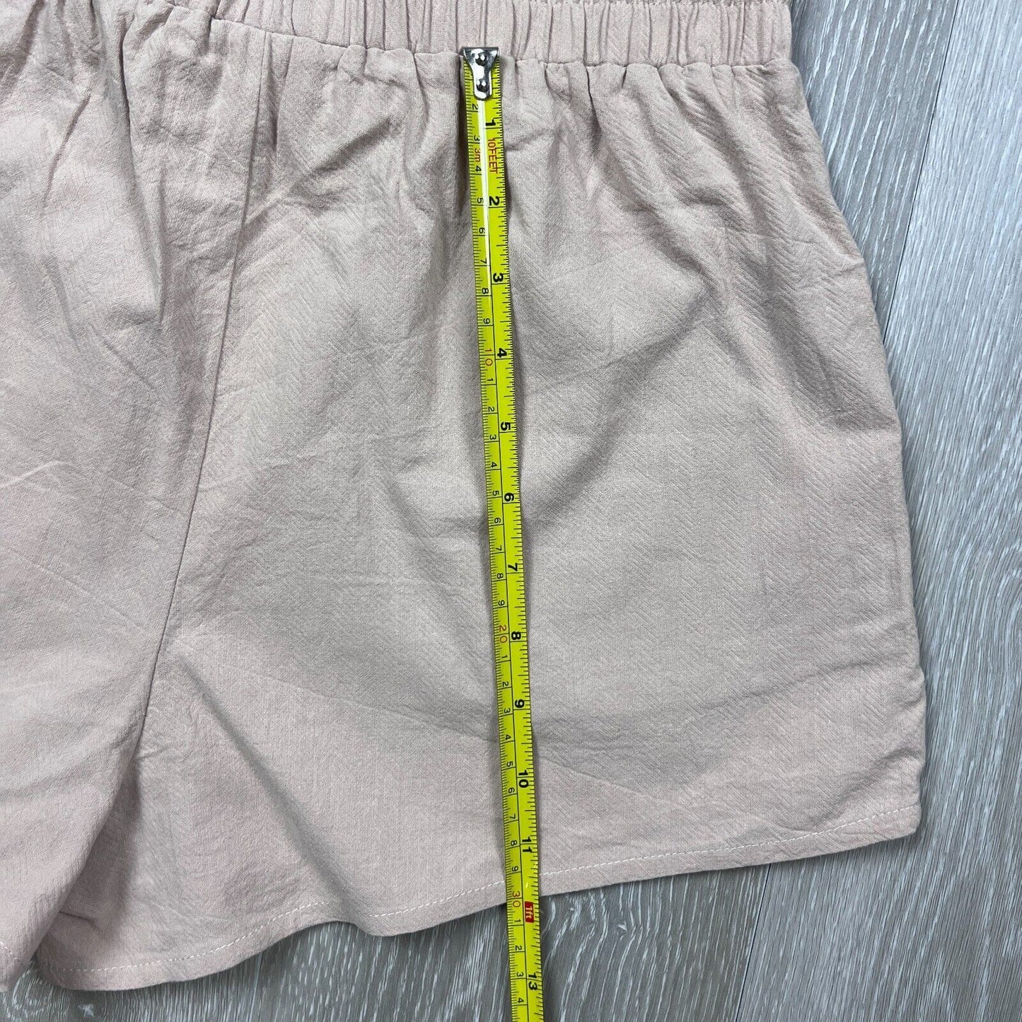 Nunui Womens Beige Casual Short Size 10